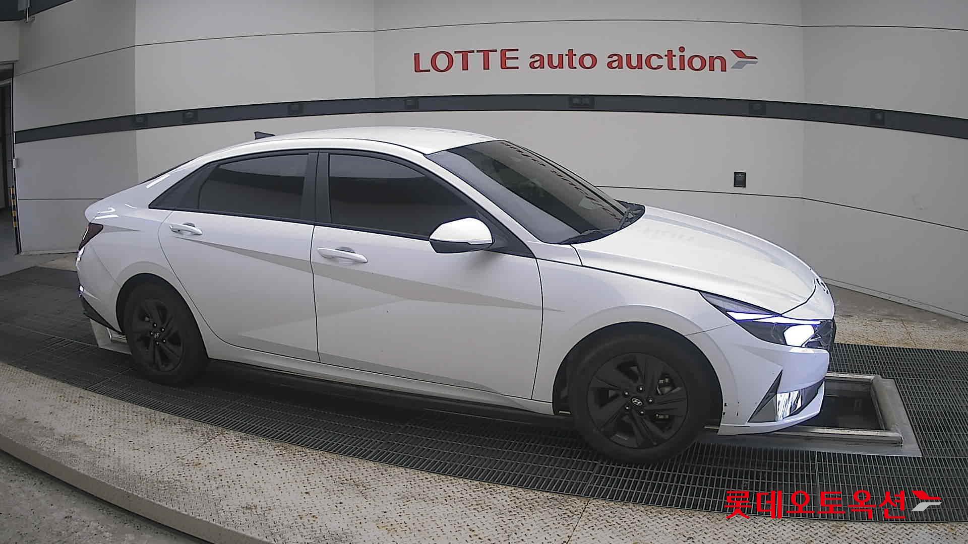 2023 - hyundai avante