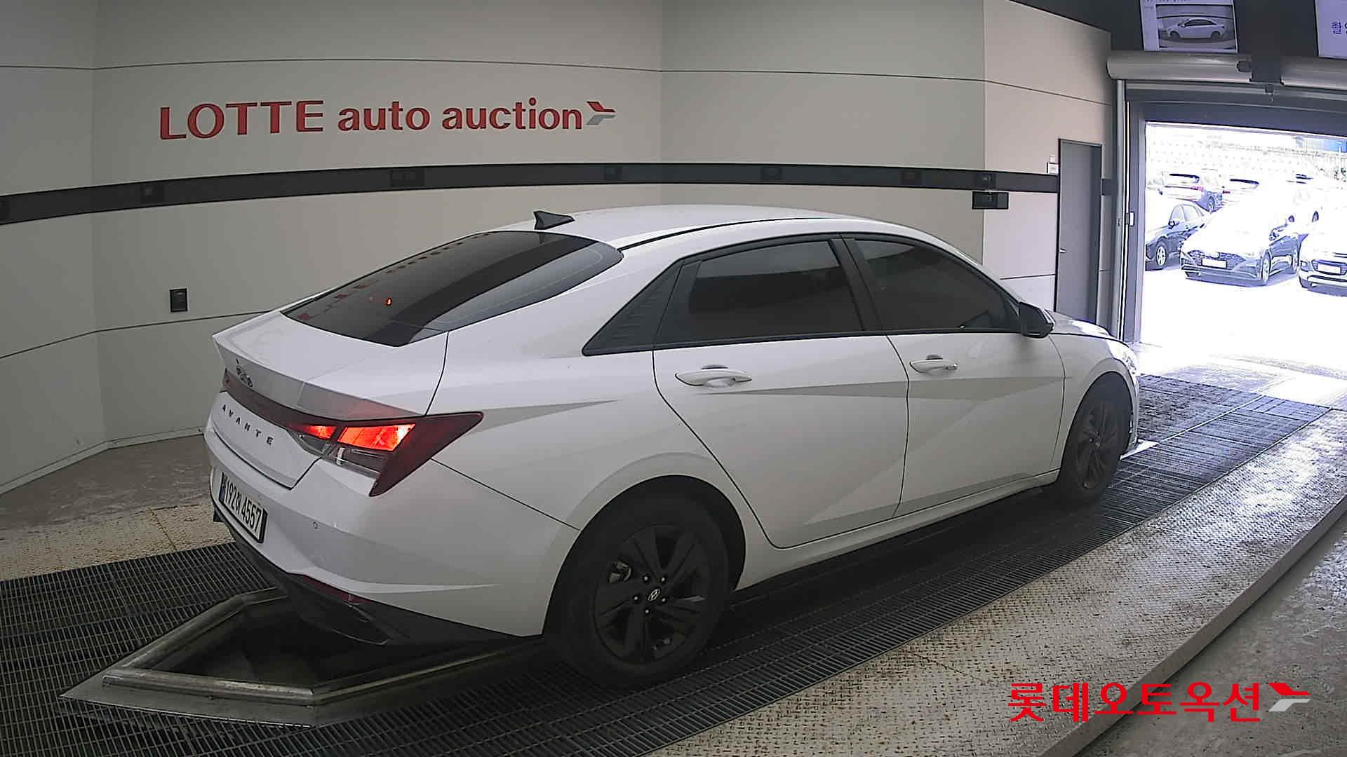 2023 - hyundai avante