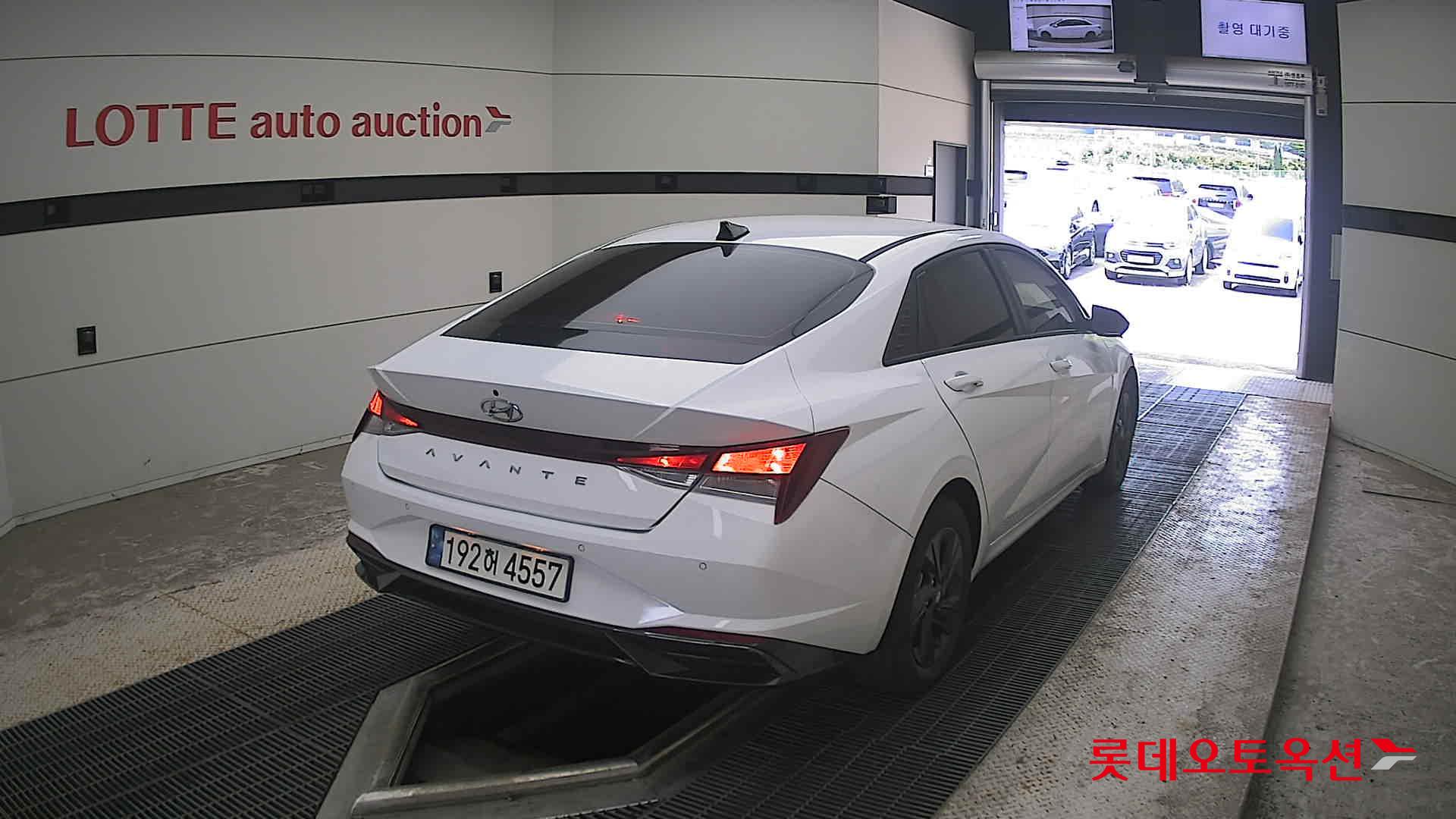 2023 - hyundai avante