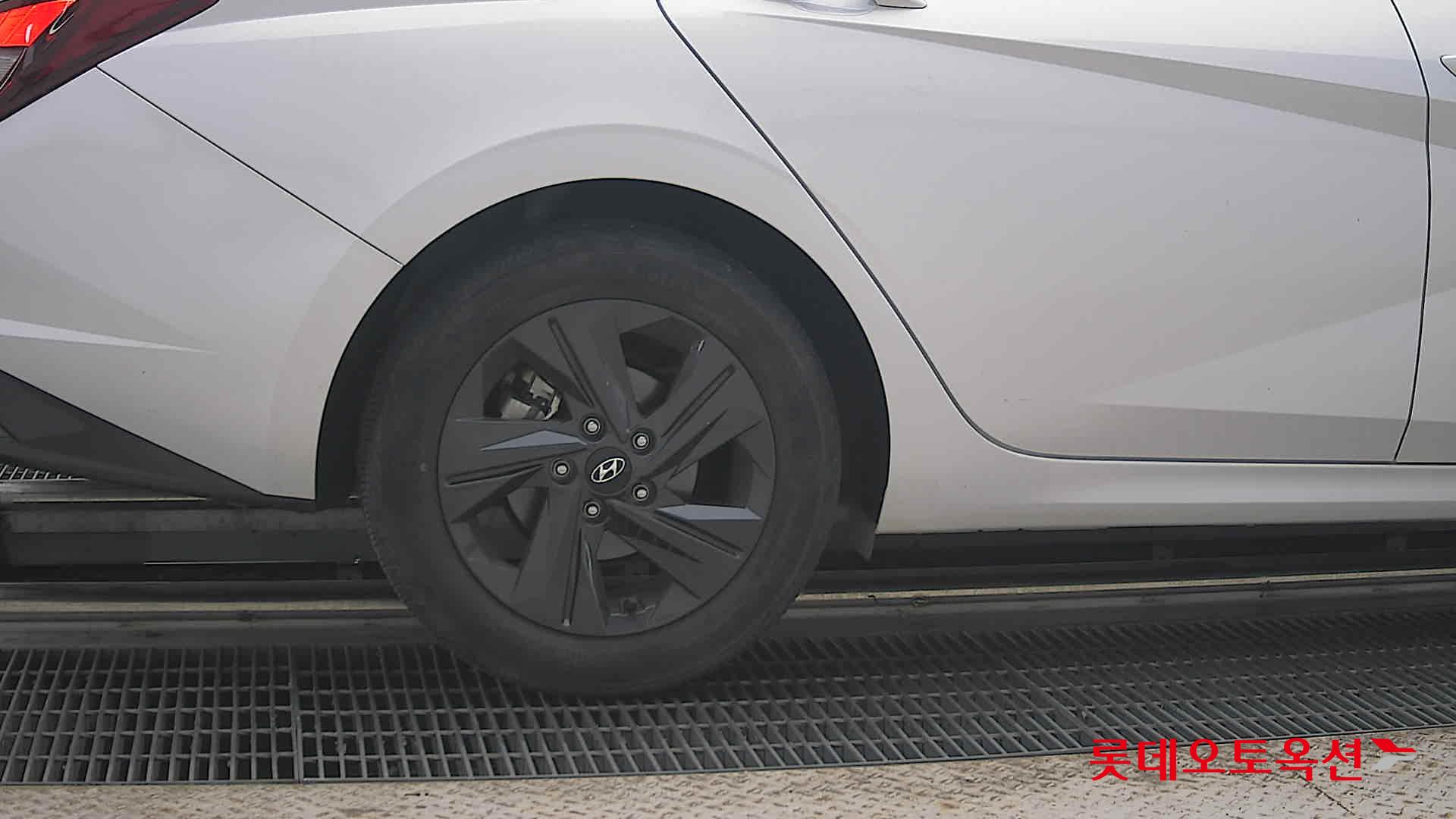 2023 - hyundai avante