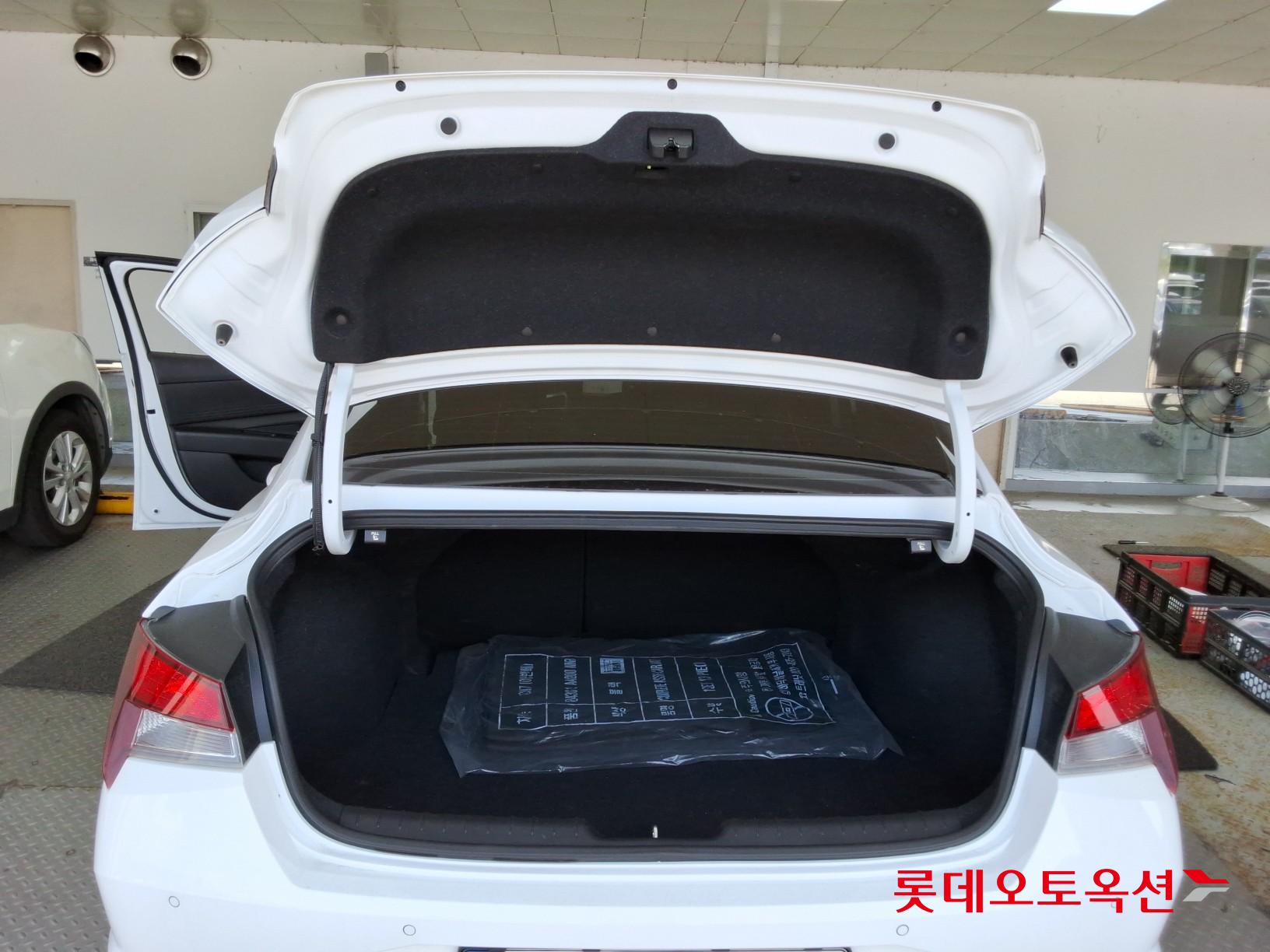 2023 - hyundai avante
