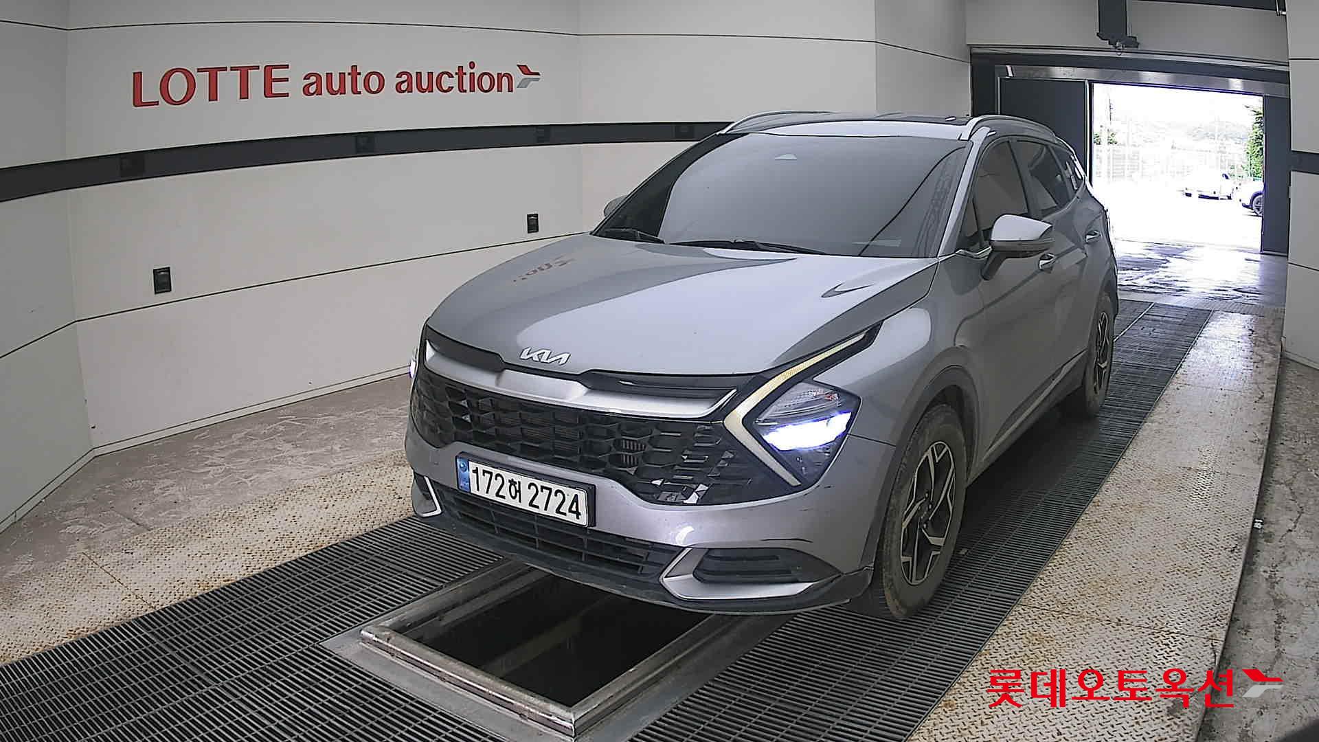 2022 - kia sportage