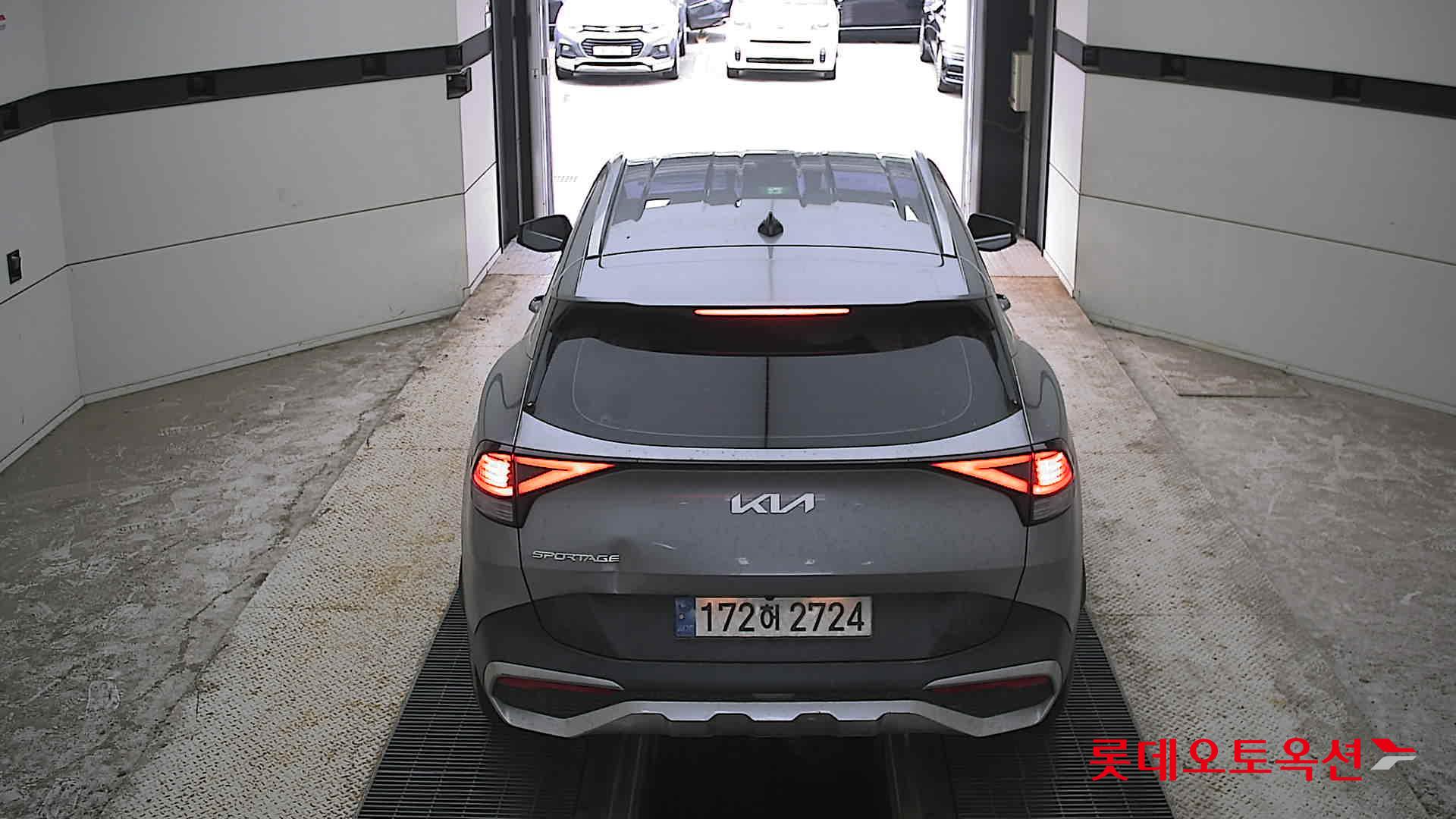 2022 - kia sportage