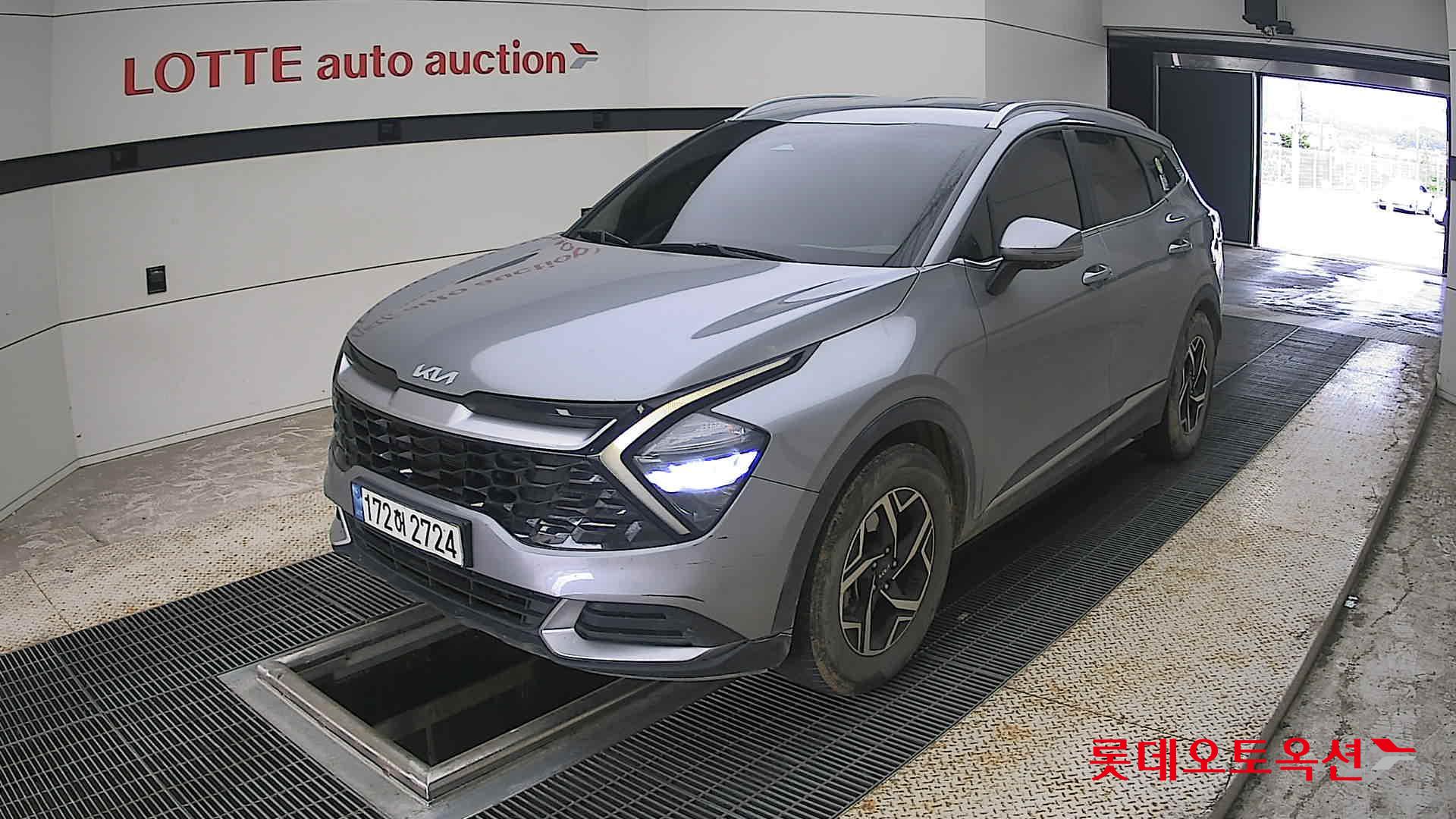 2022 - kia sportage