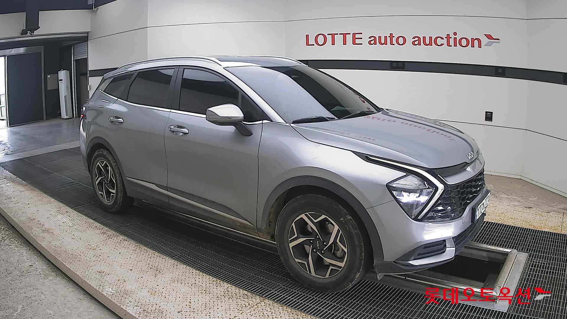 2022 - kia sportage
