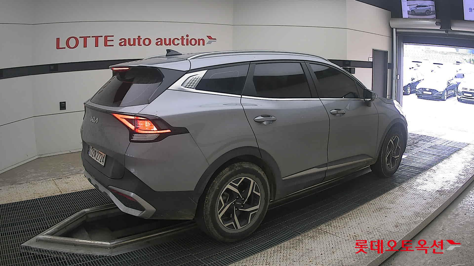 2022 - kia sportage
