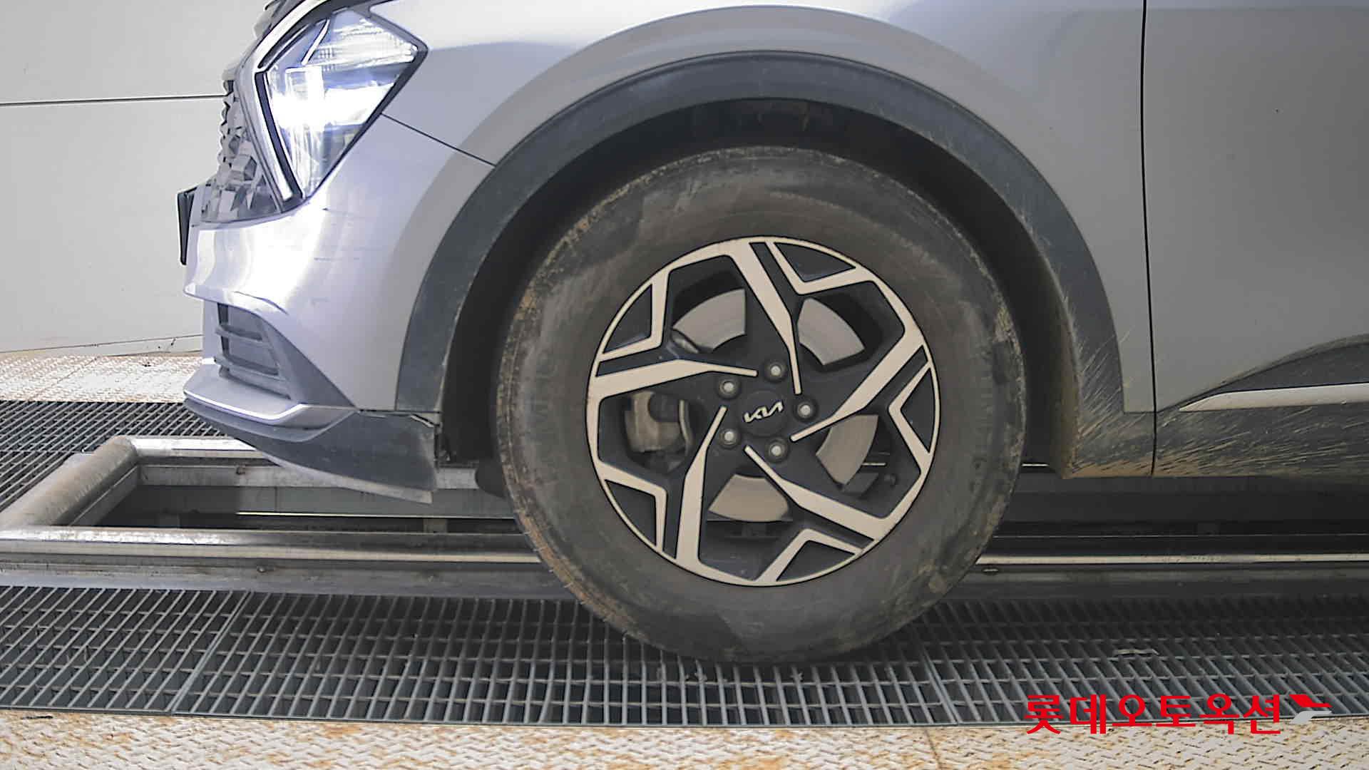 2022 - kia sportage