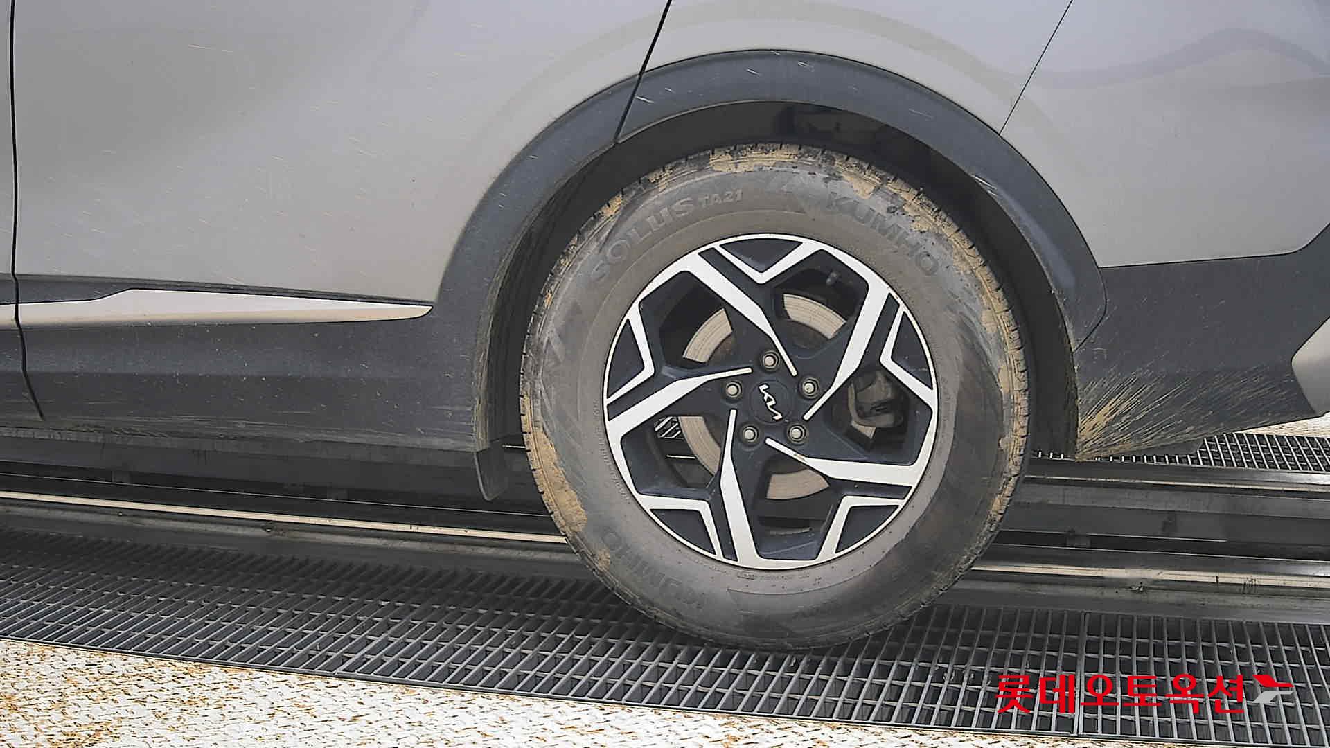 2022 - kia sportage