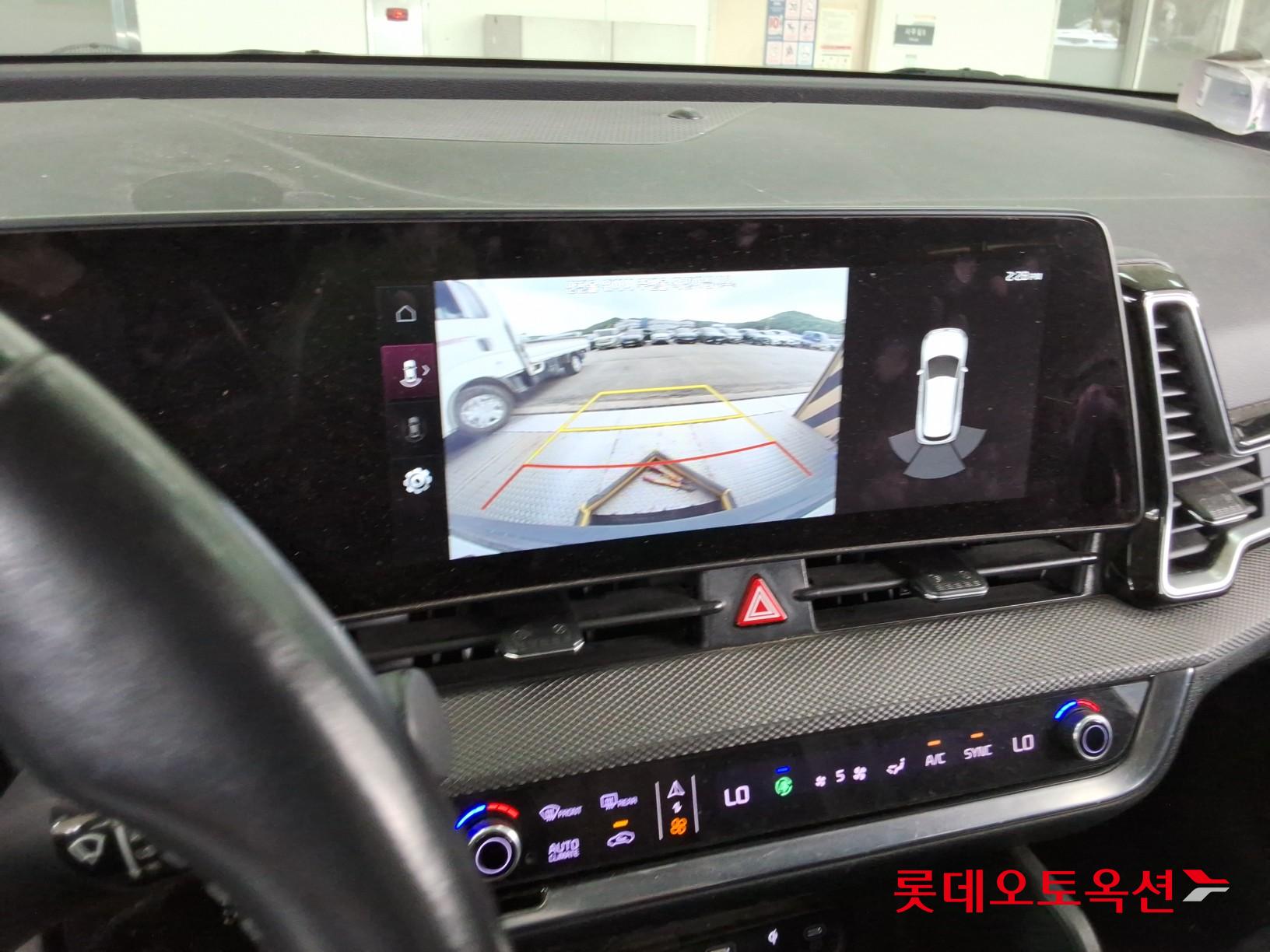 2022 - kia sportage