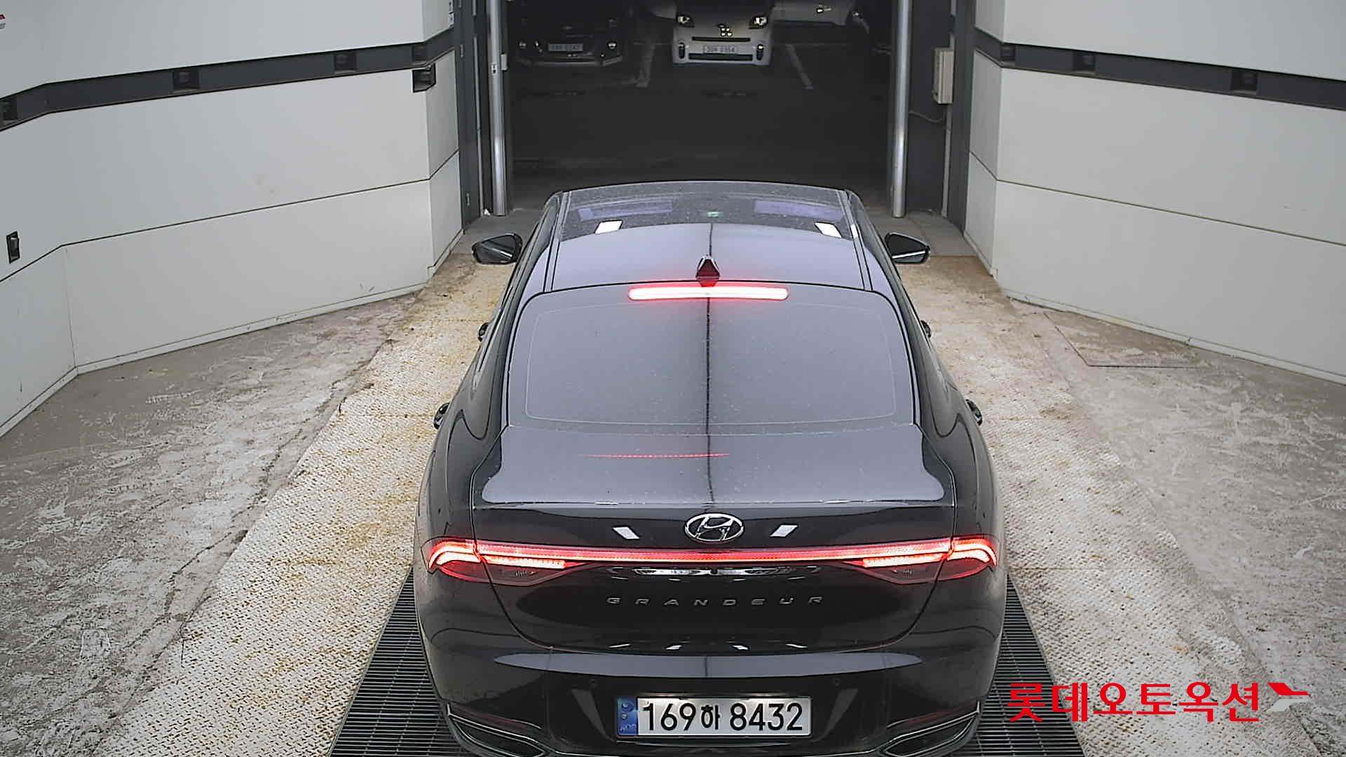 2022 - hyundai grandeur