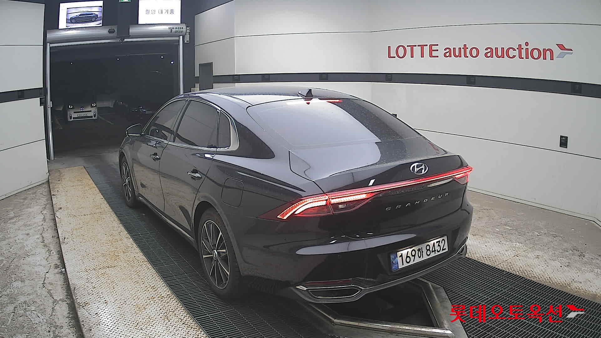2022 - hyundai grandeur