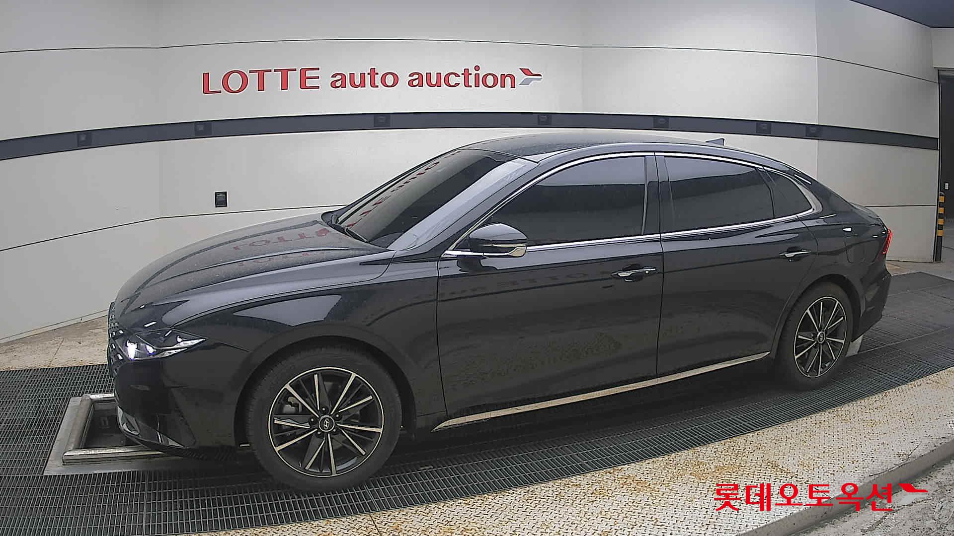 2022 - hyundai grandeur