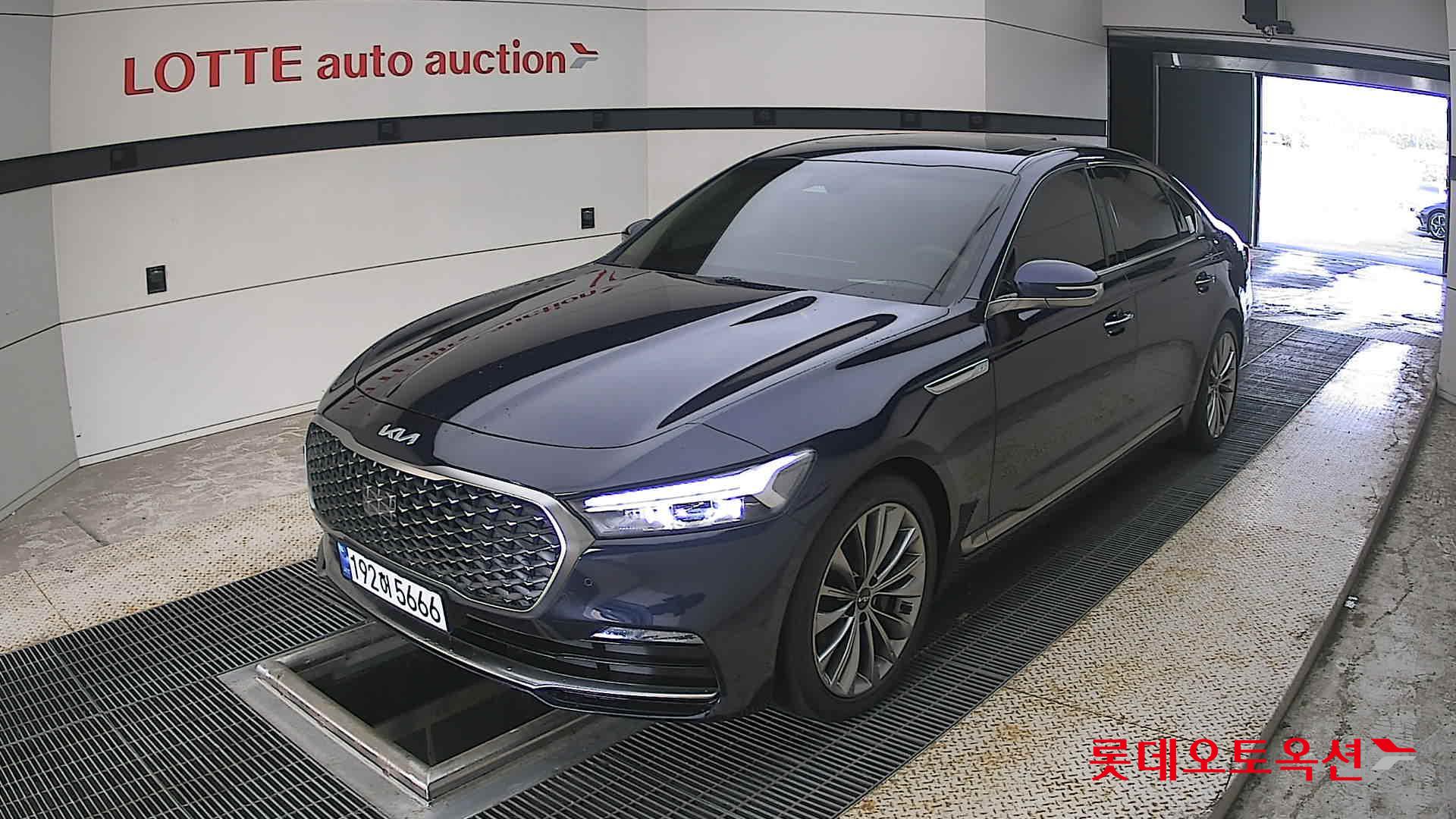 2023 - kia k9