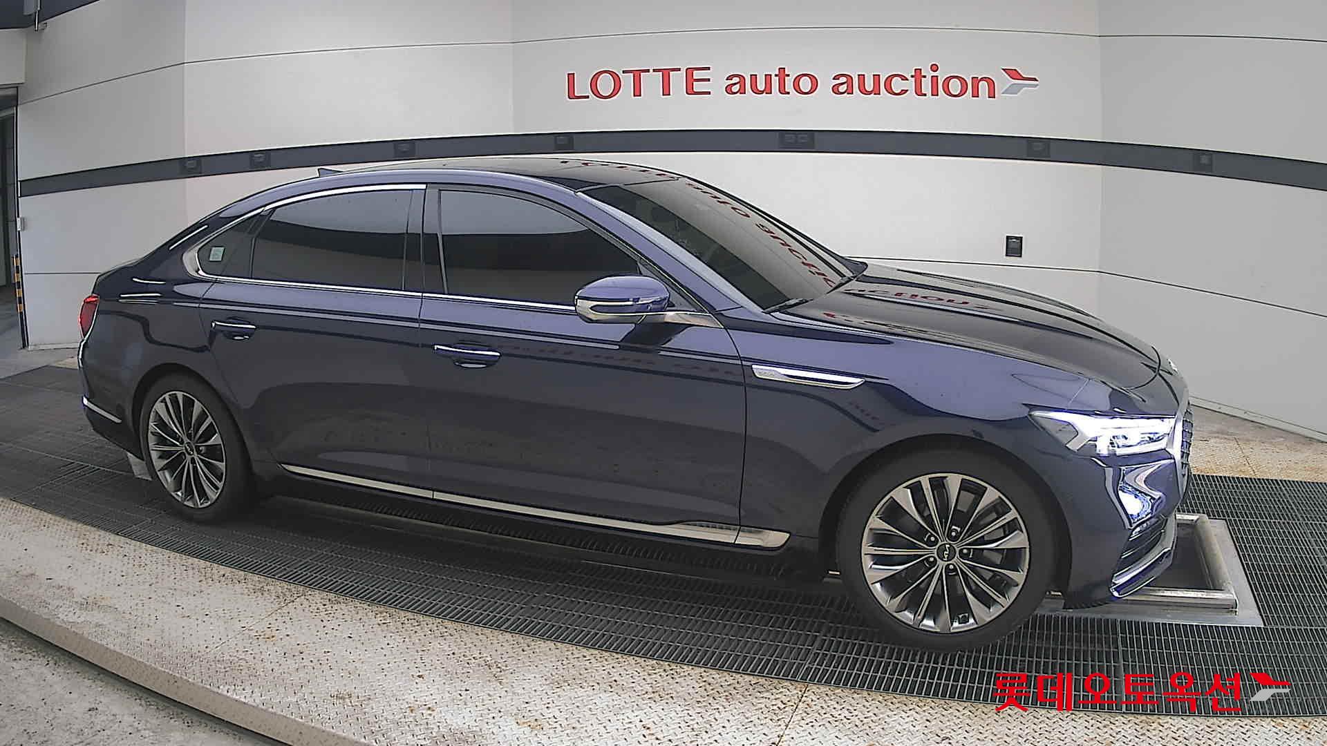 2023 - kia k9