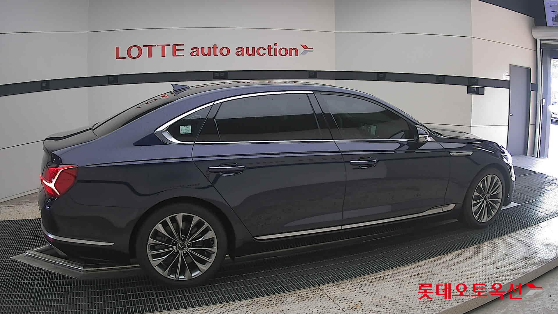 2023 - kia k9