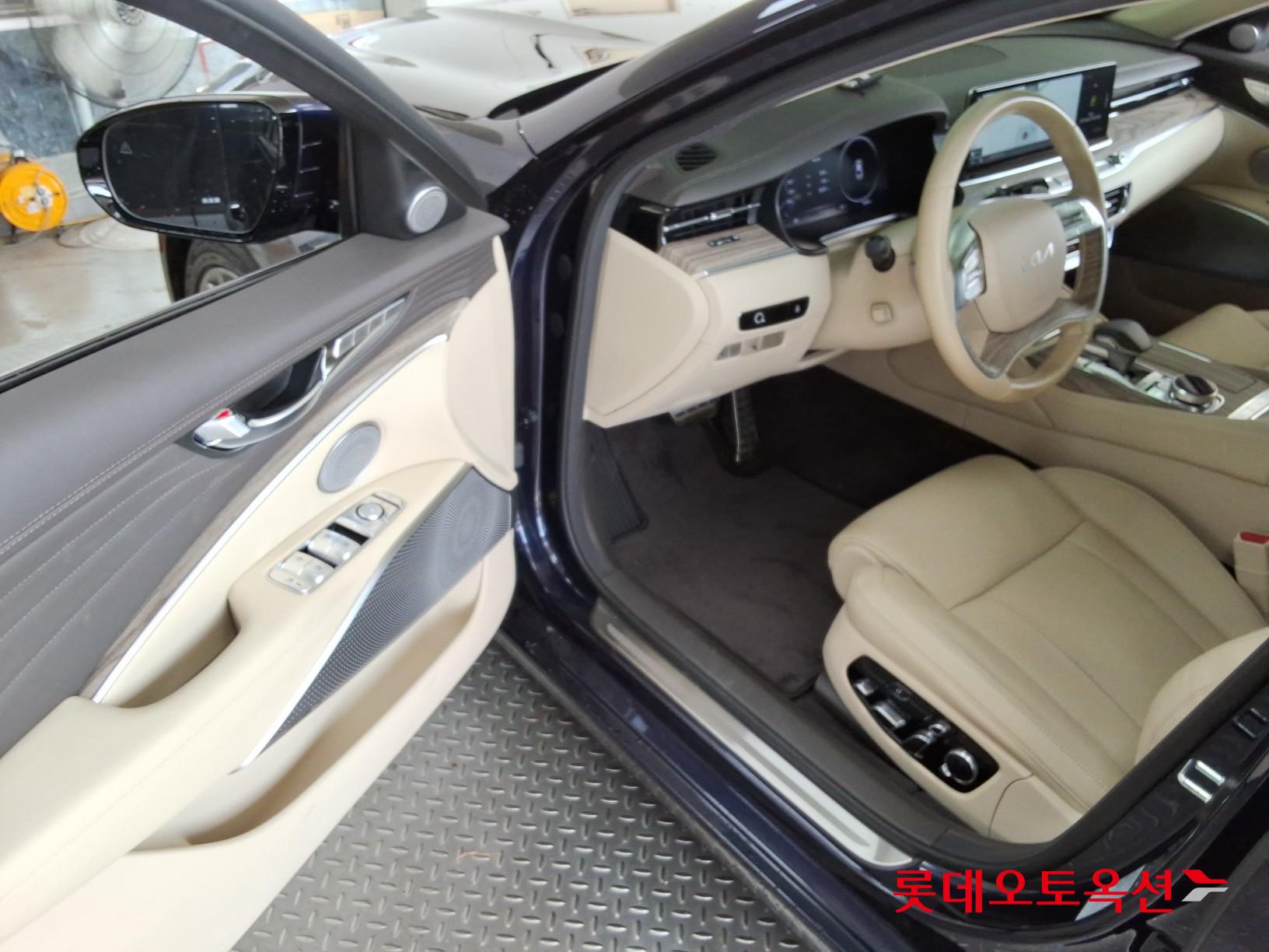 2023 - kia k9