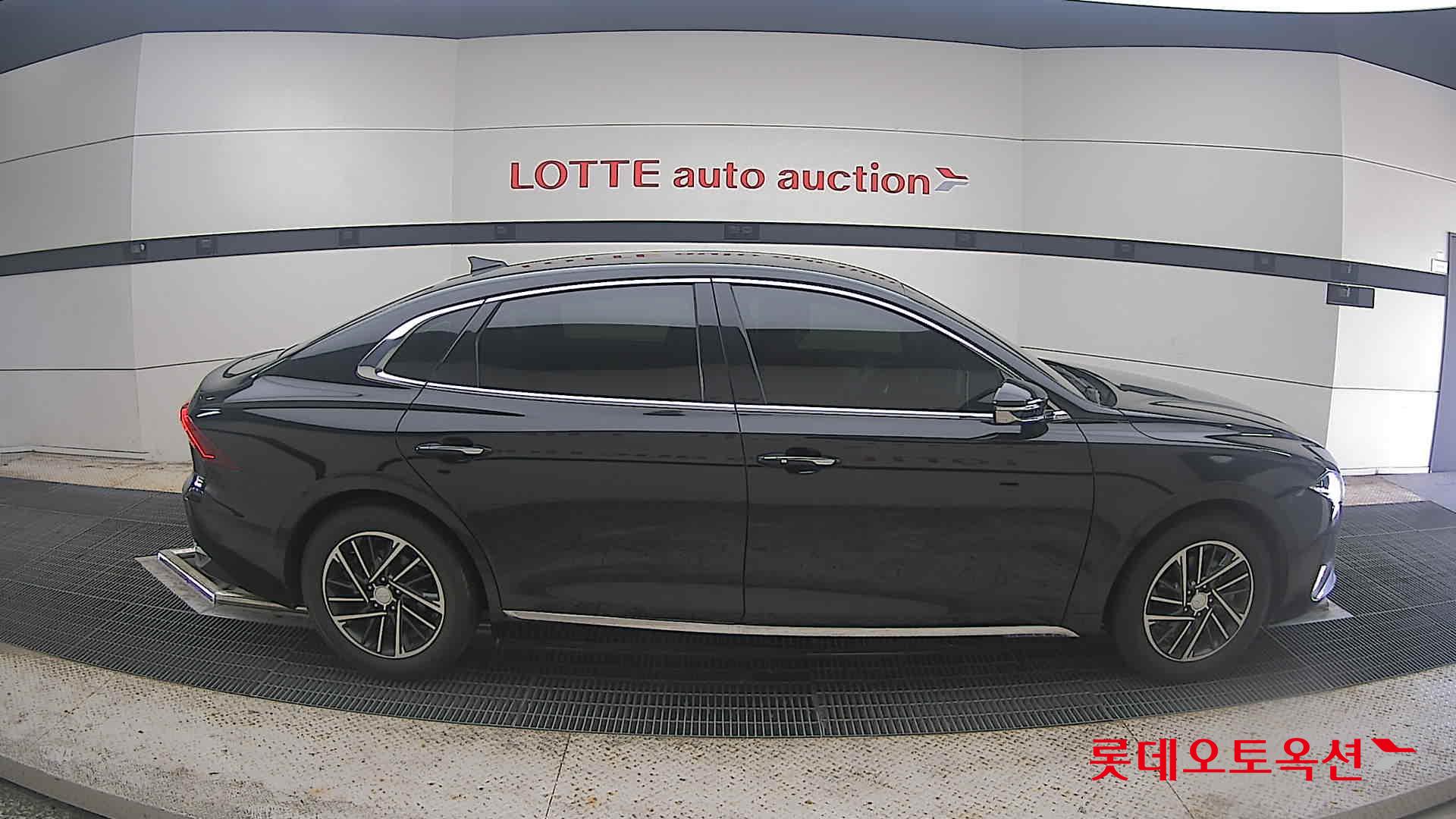 2022 - hyundai grandeur