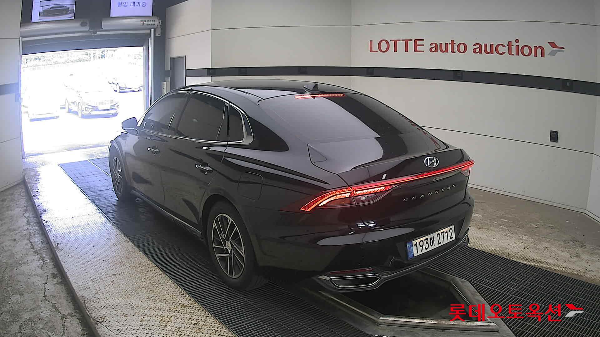 2022 - hyundai grandeur