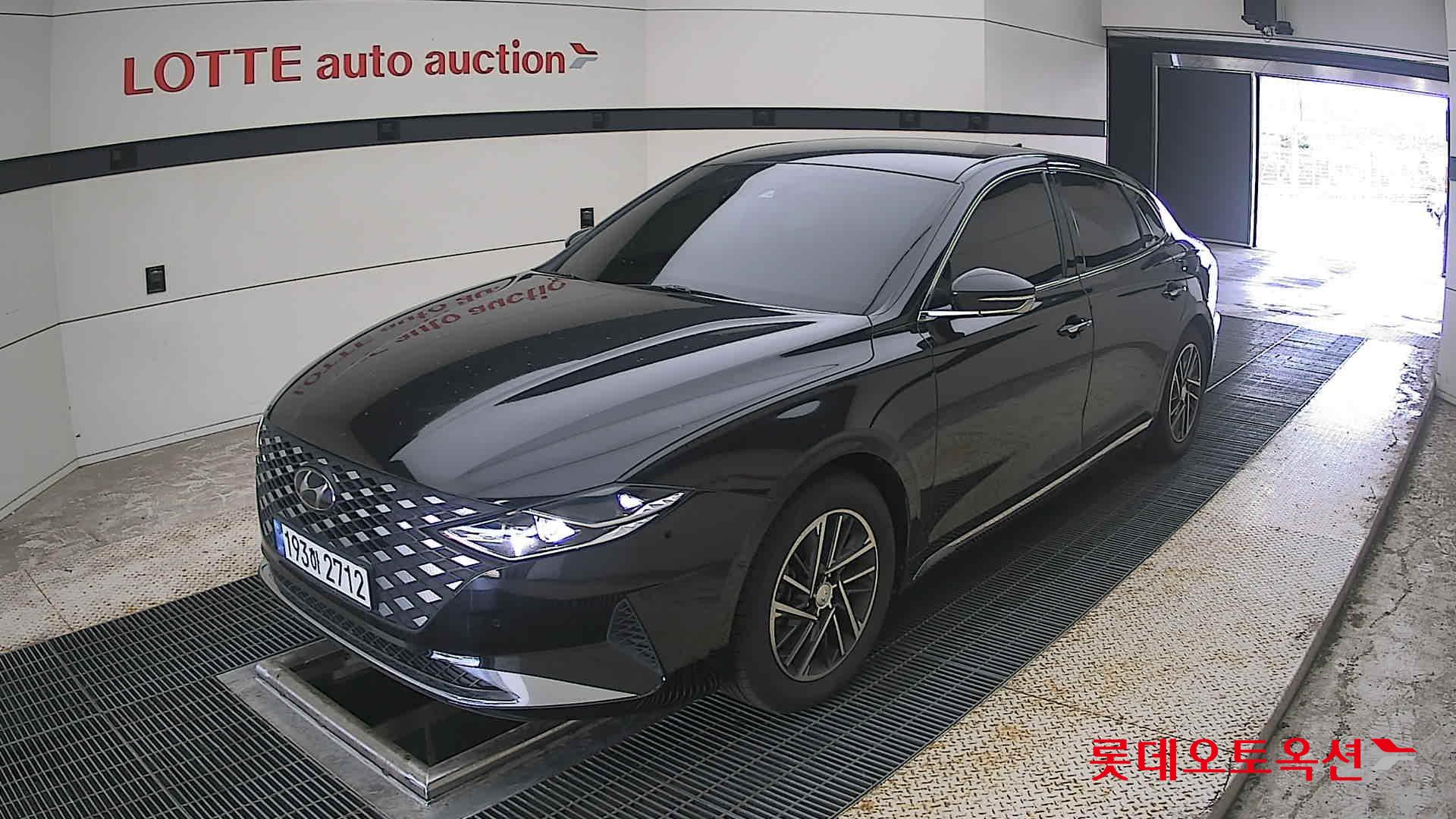 2022 - hyundai grandeur