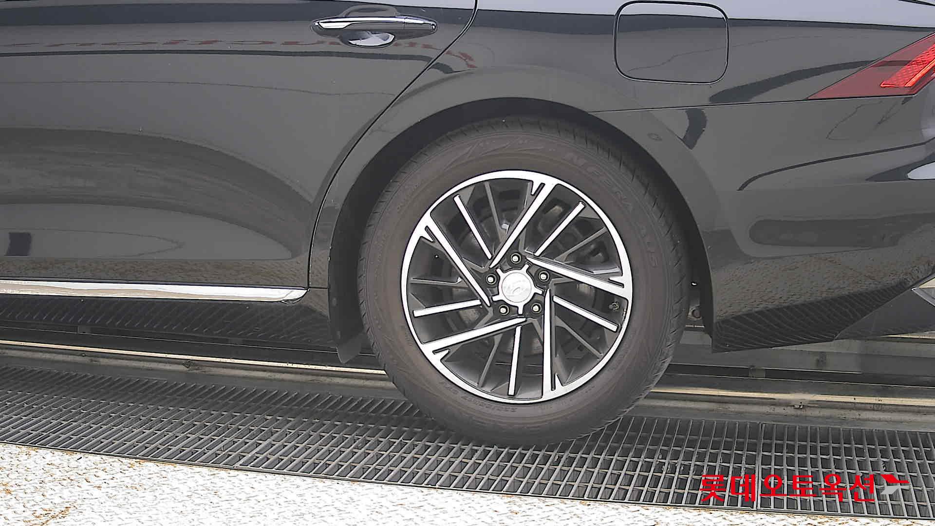 2022 - hyundai grandeur