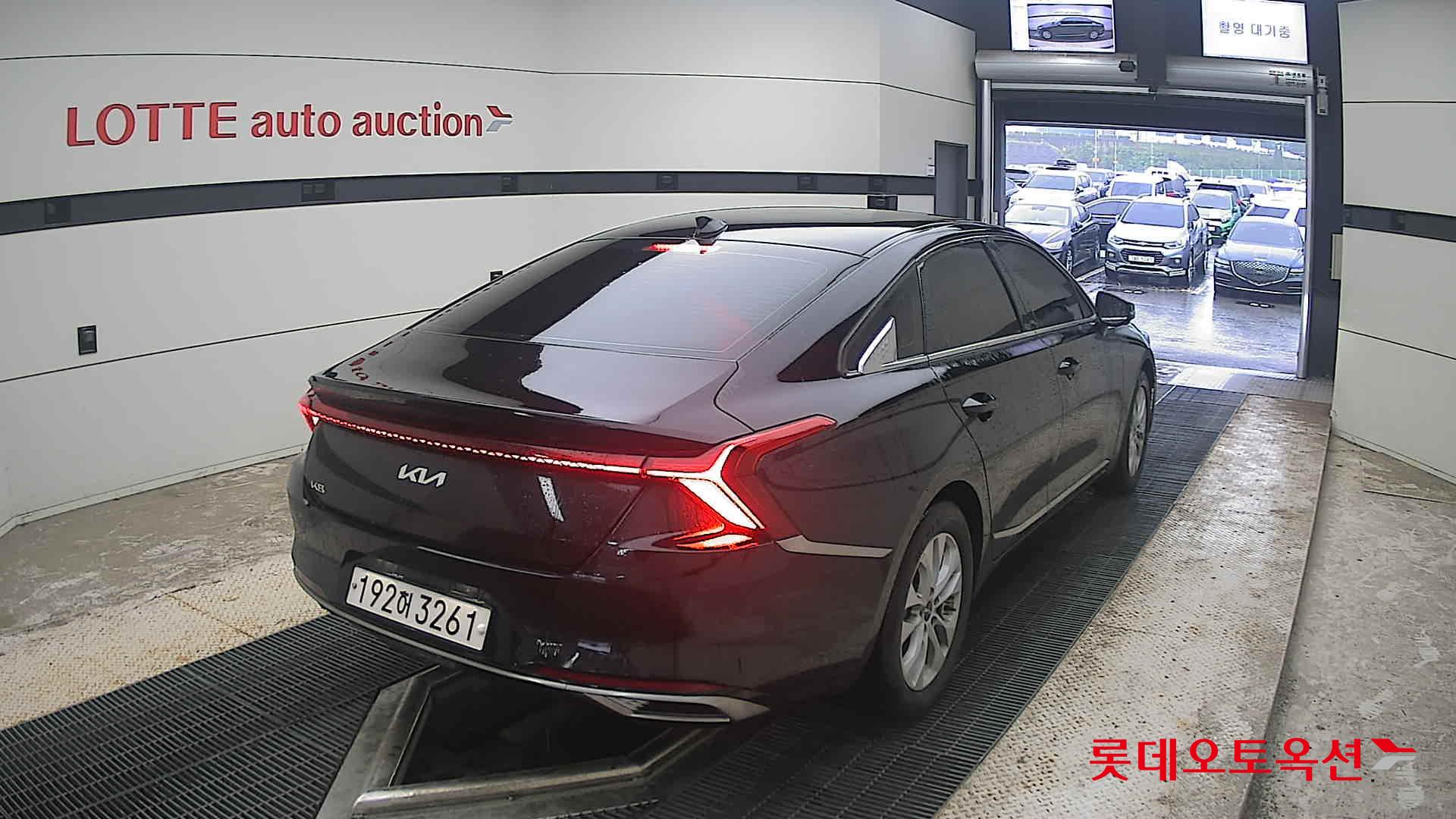 2023 - kia k8