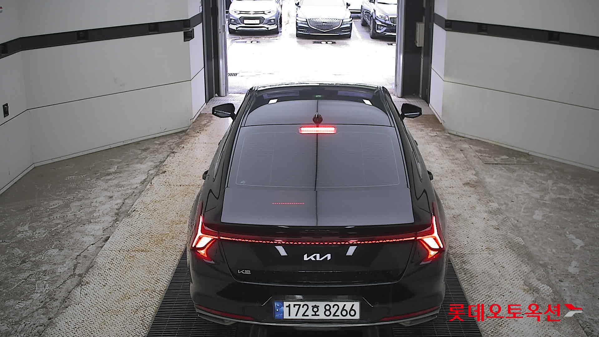 2023 - kia k8
