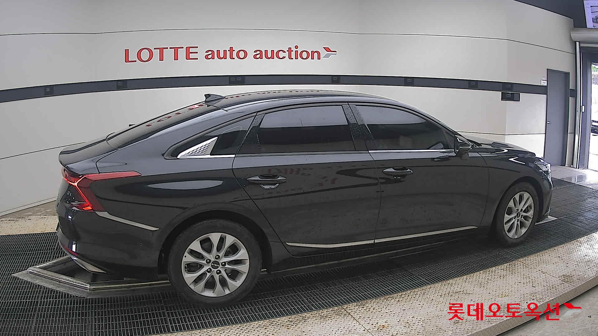 2023 - kia k8