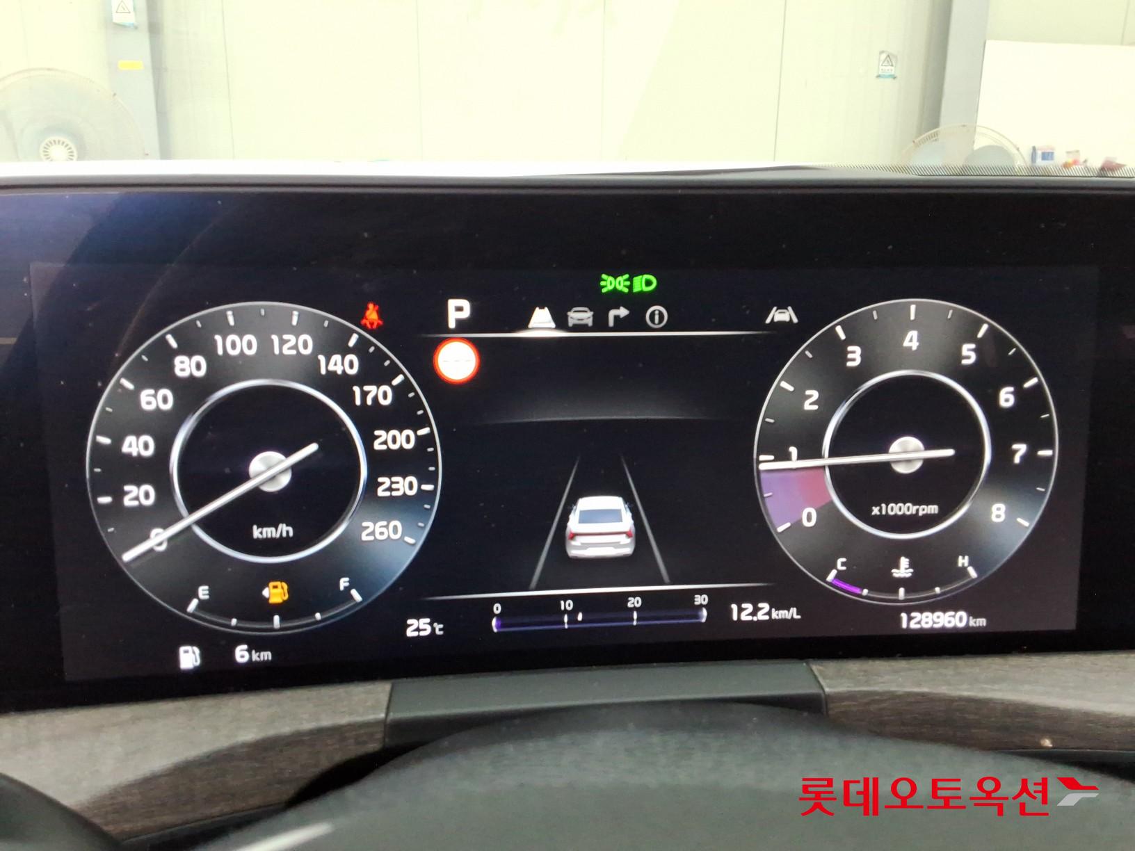 2023 - kia k8