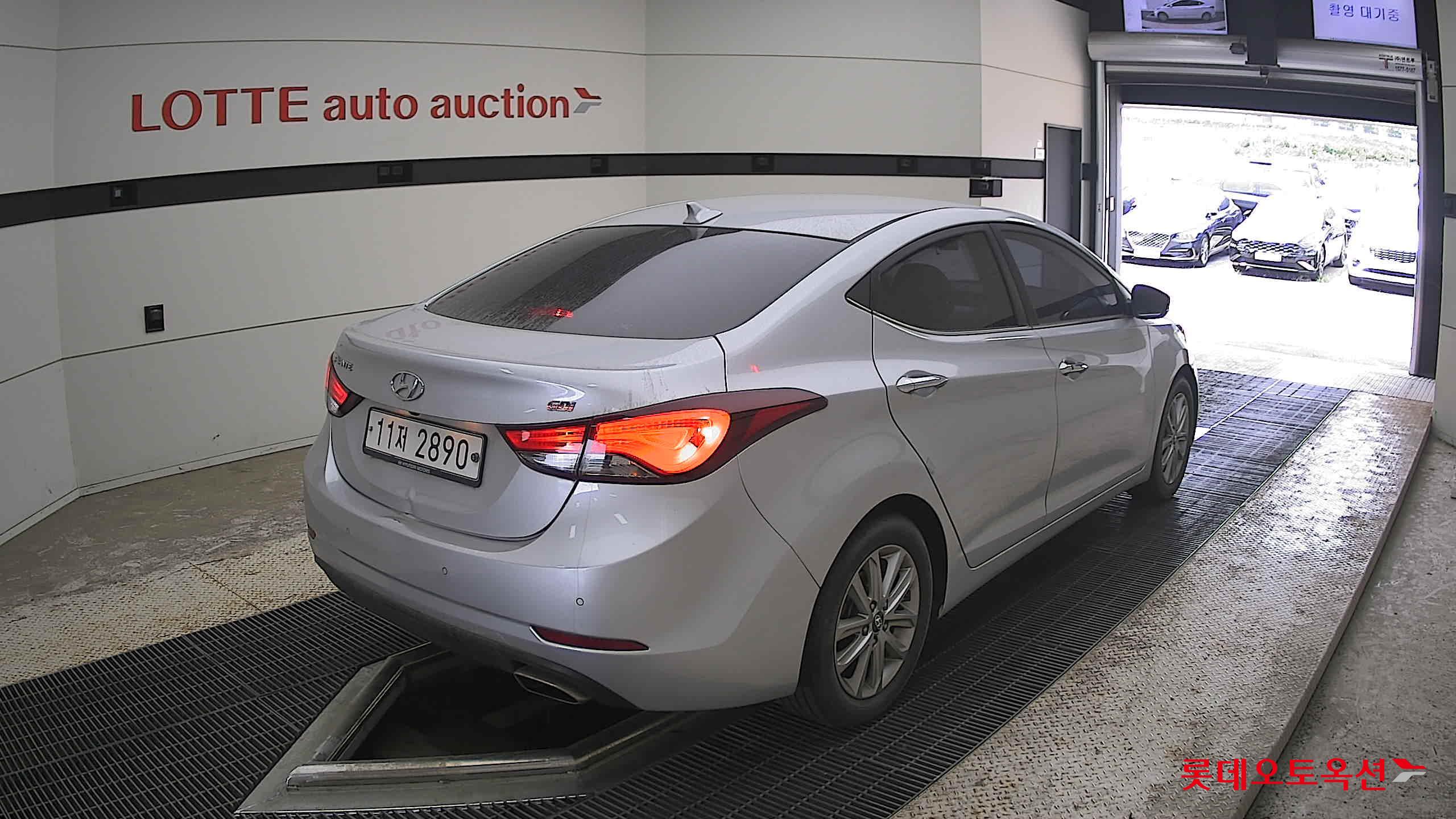 2016 - hyundai avante