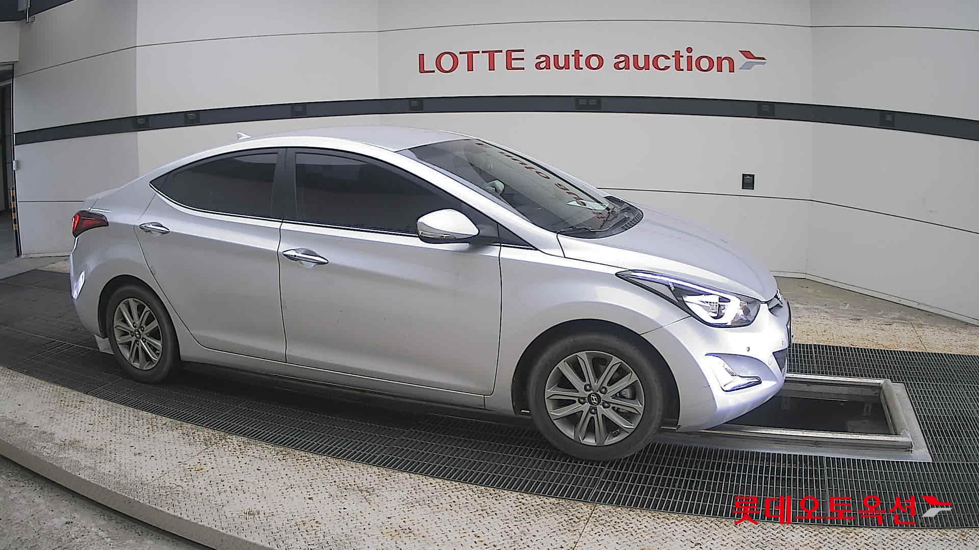 2016 - hyundai avante