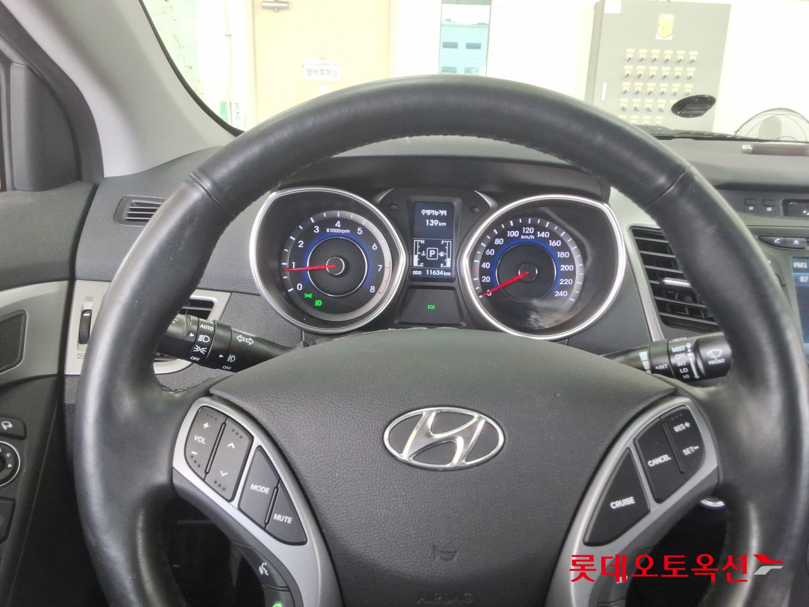 2016 - hyundai avante