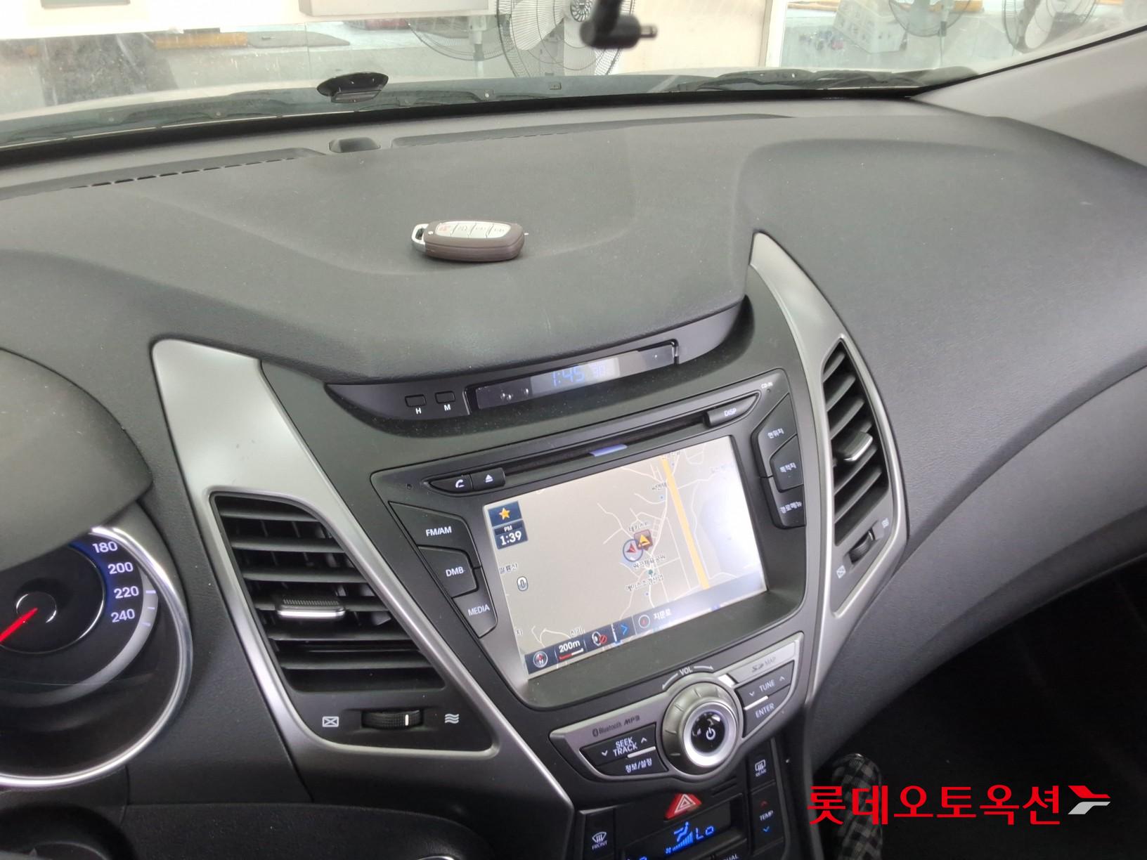 2016 - hyundai avante