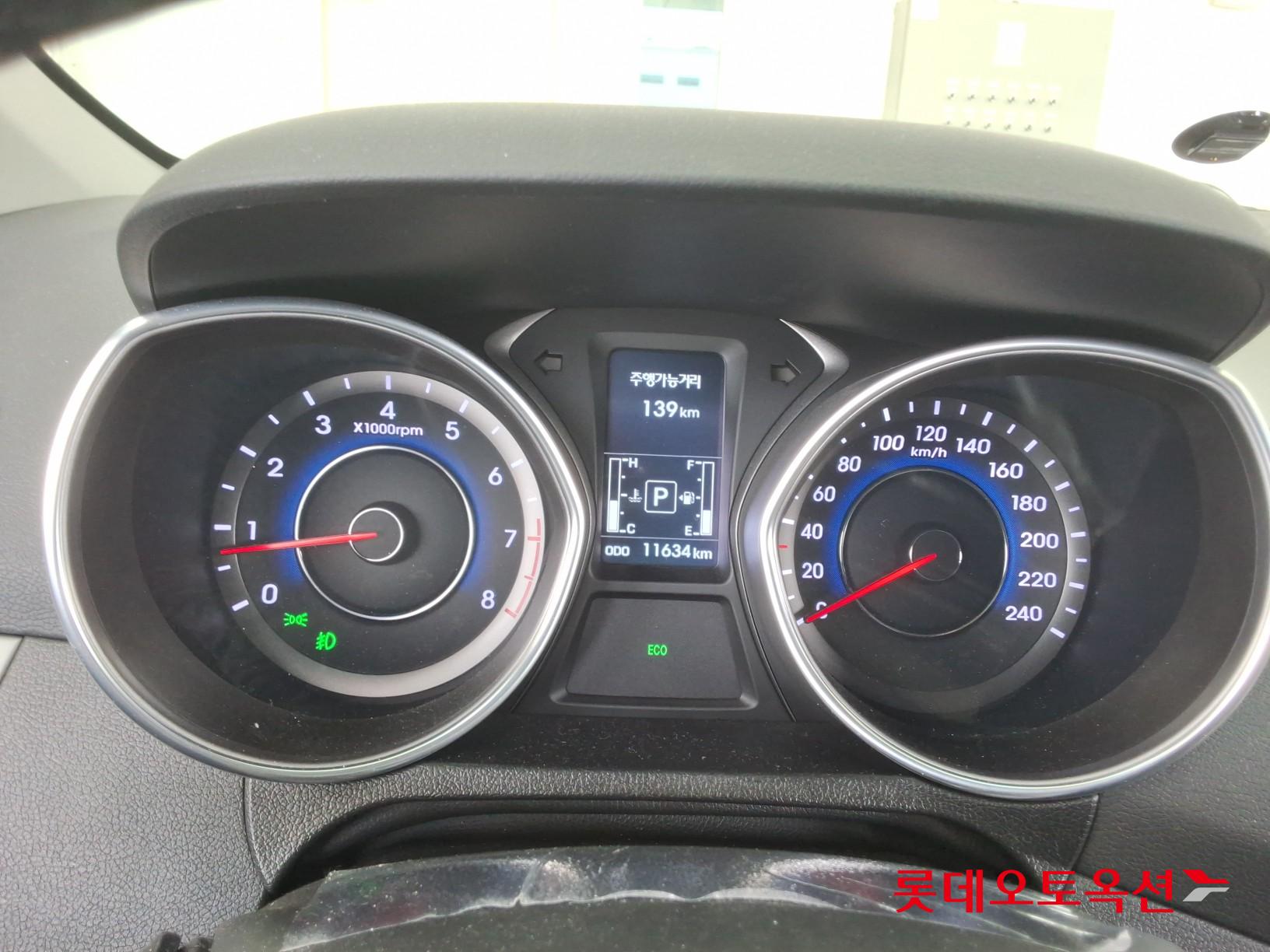 2016 - hyundai avante