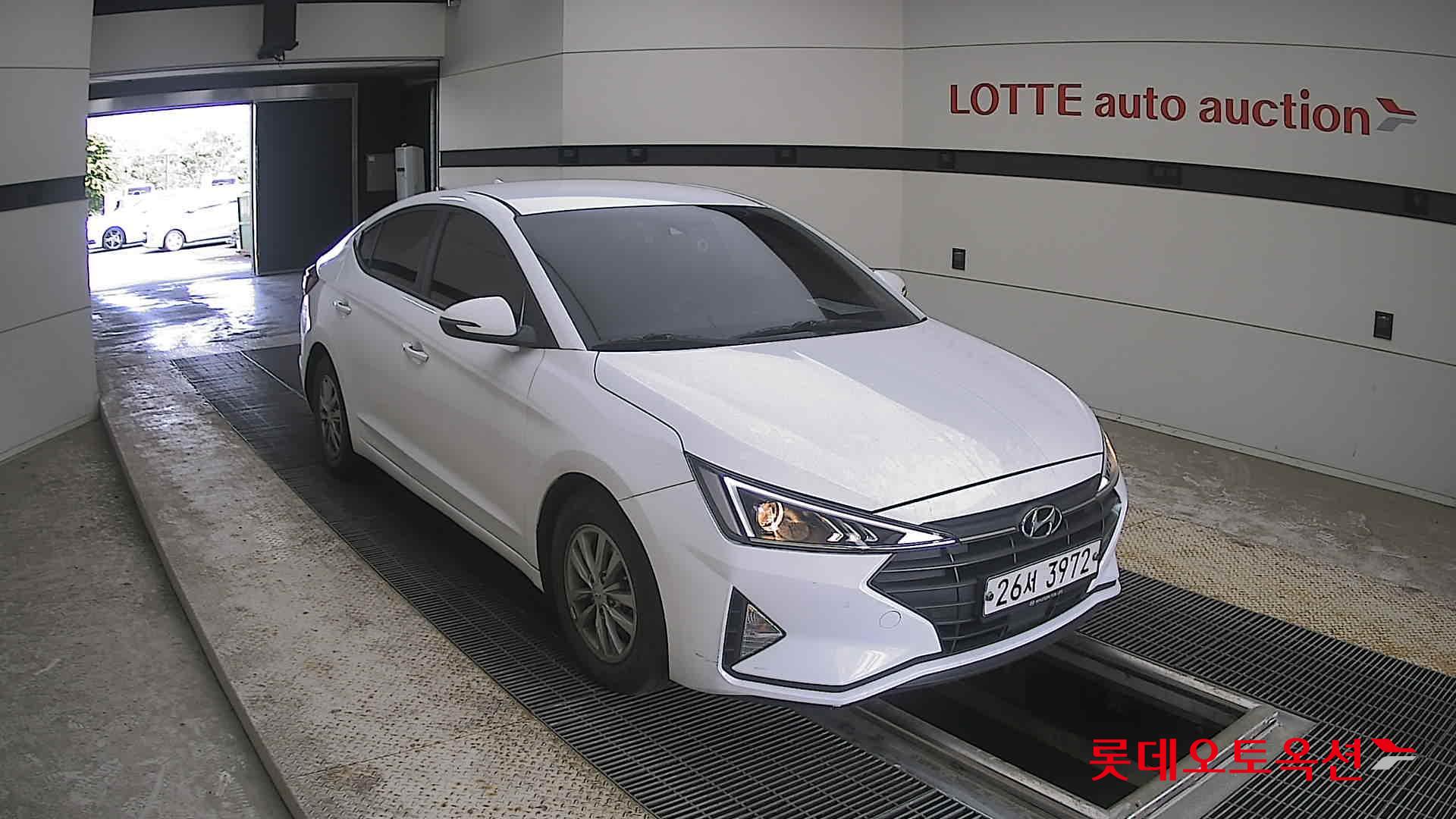 2019 - hyundai avante