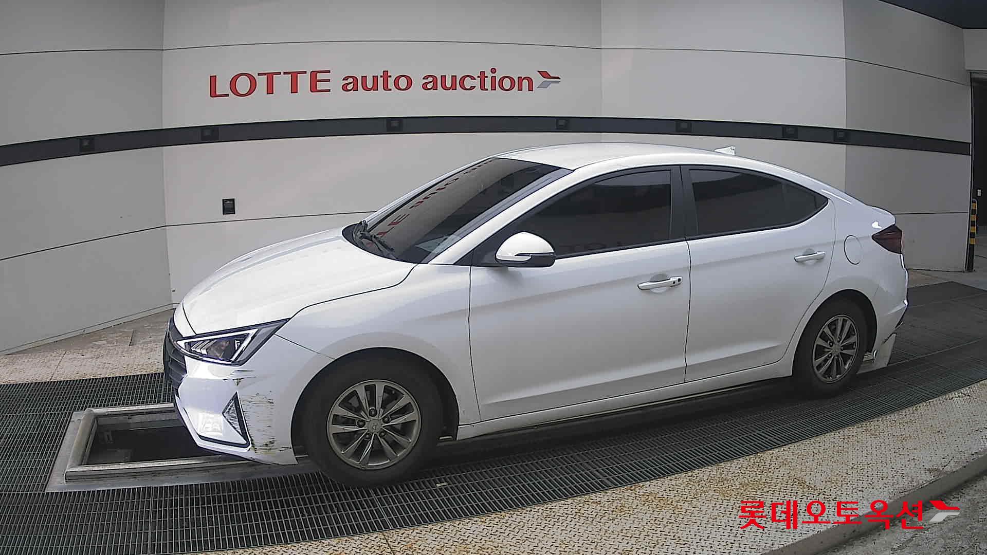 2019 - hyundai avante