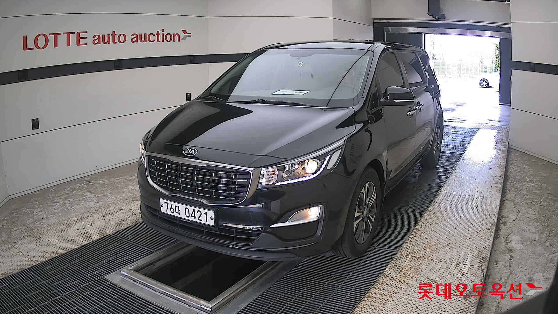 2019 - kia carnival
