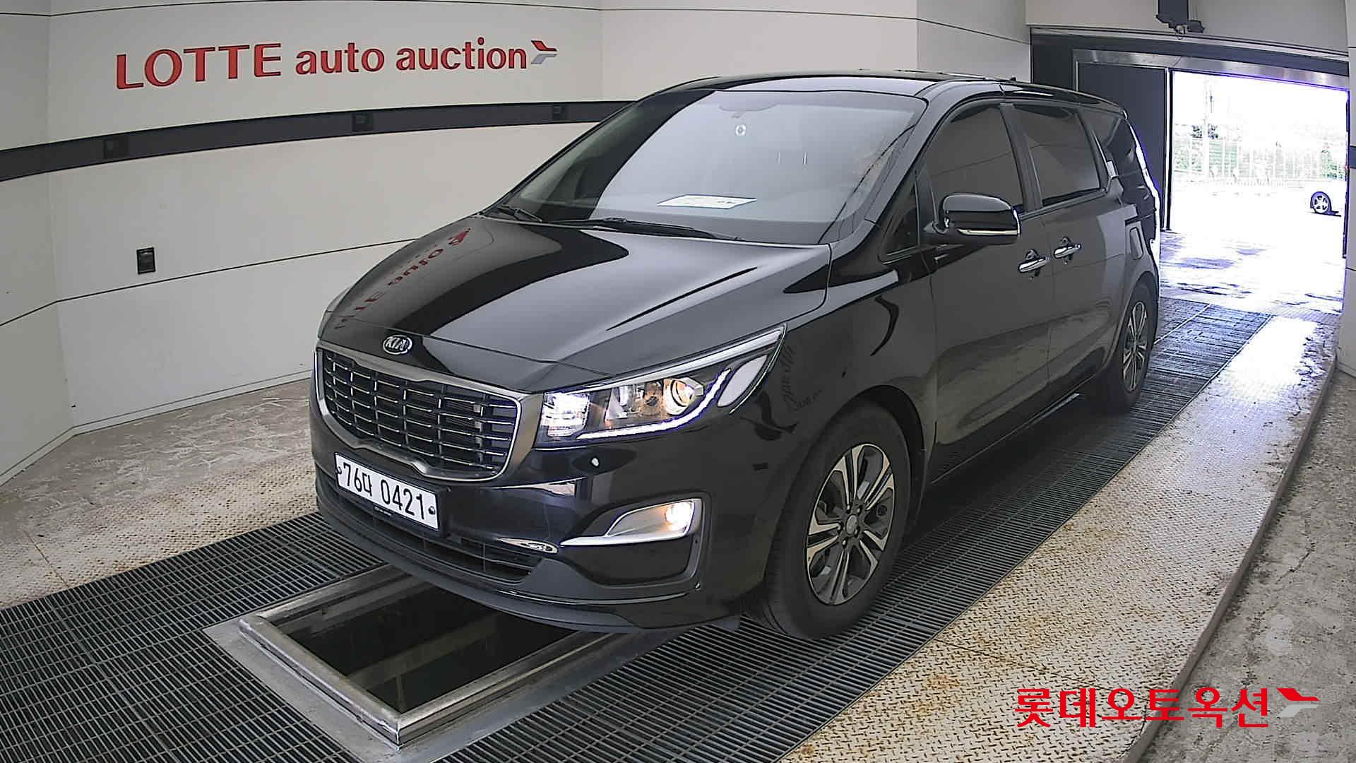 2019 - kia carnival