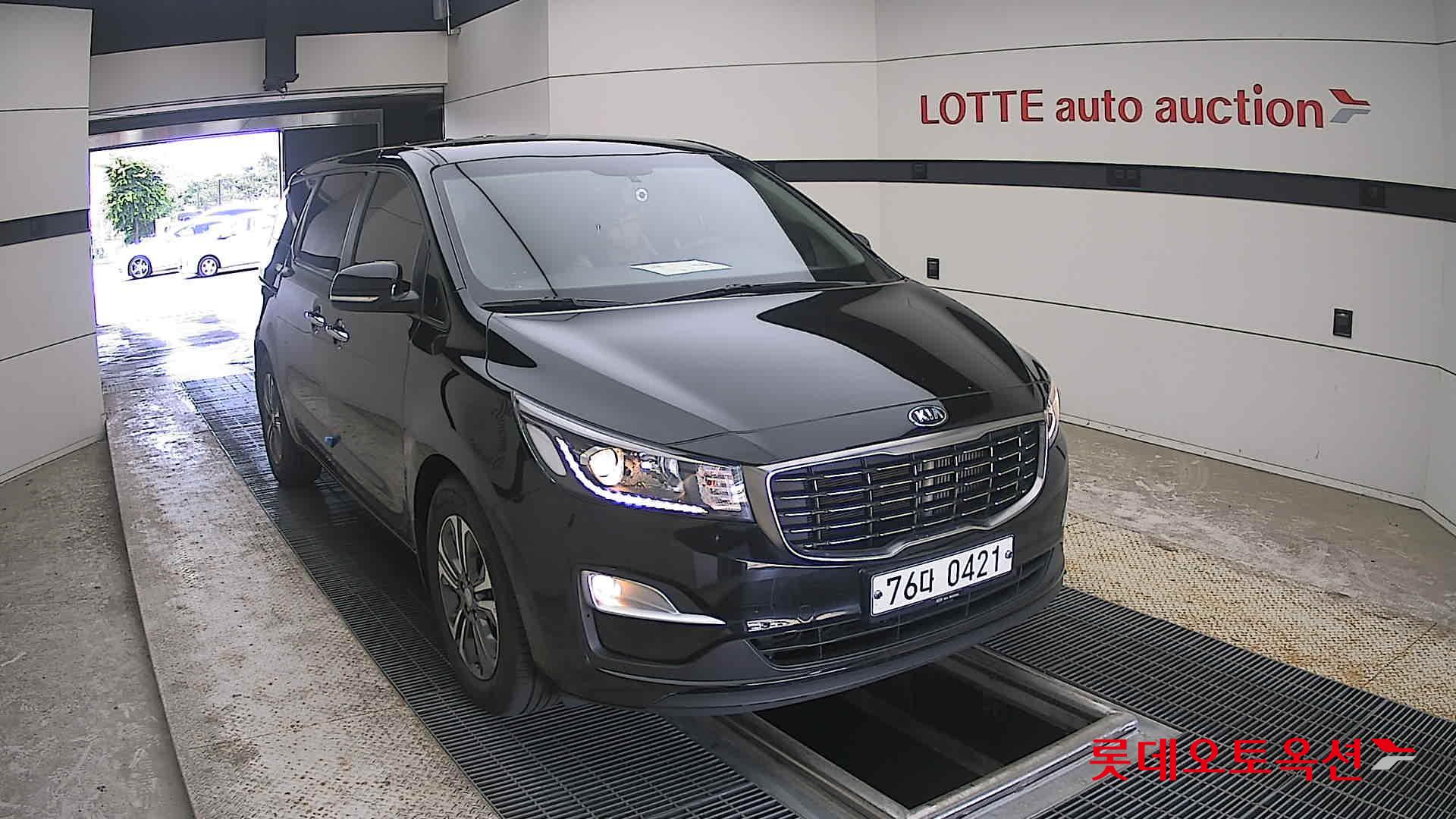2019 - kia carnival