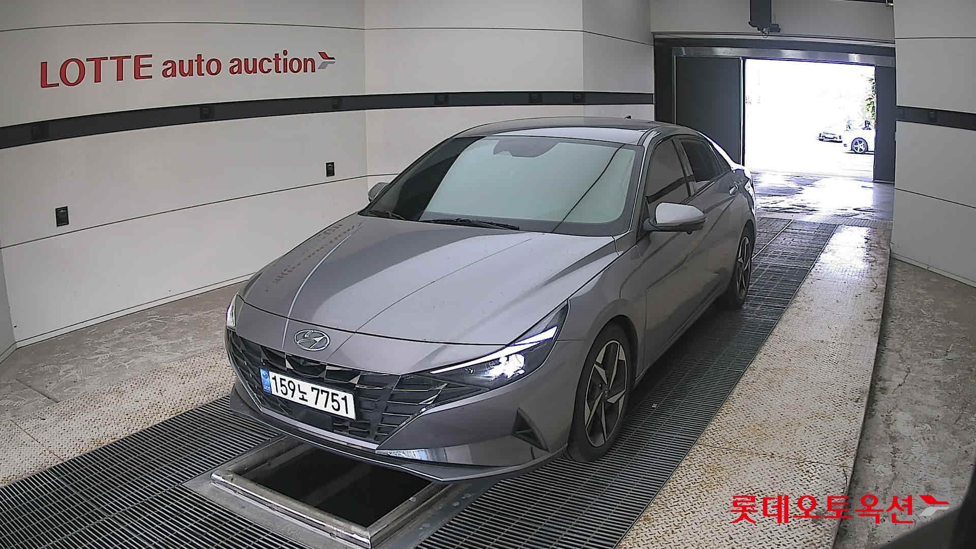2021 - hyundai avante