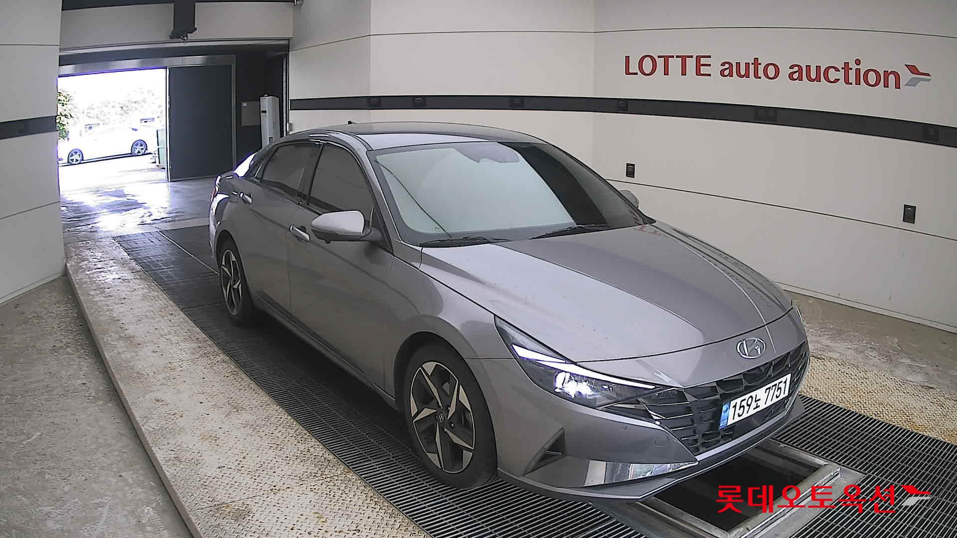 2021 - hyundai avante