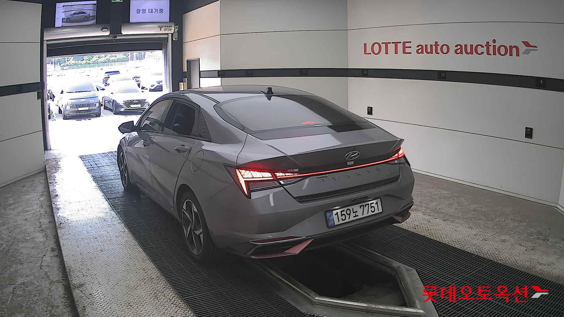 2021 - hyundai avante