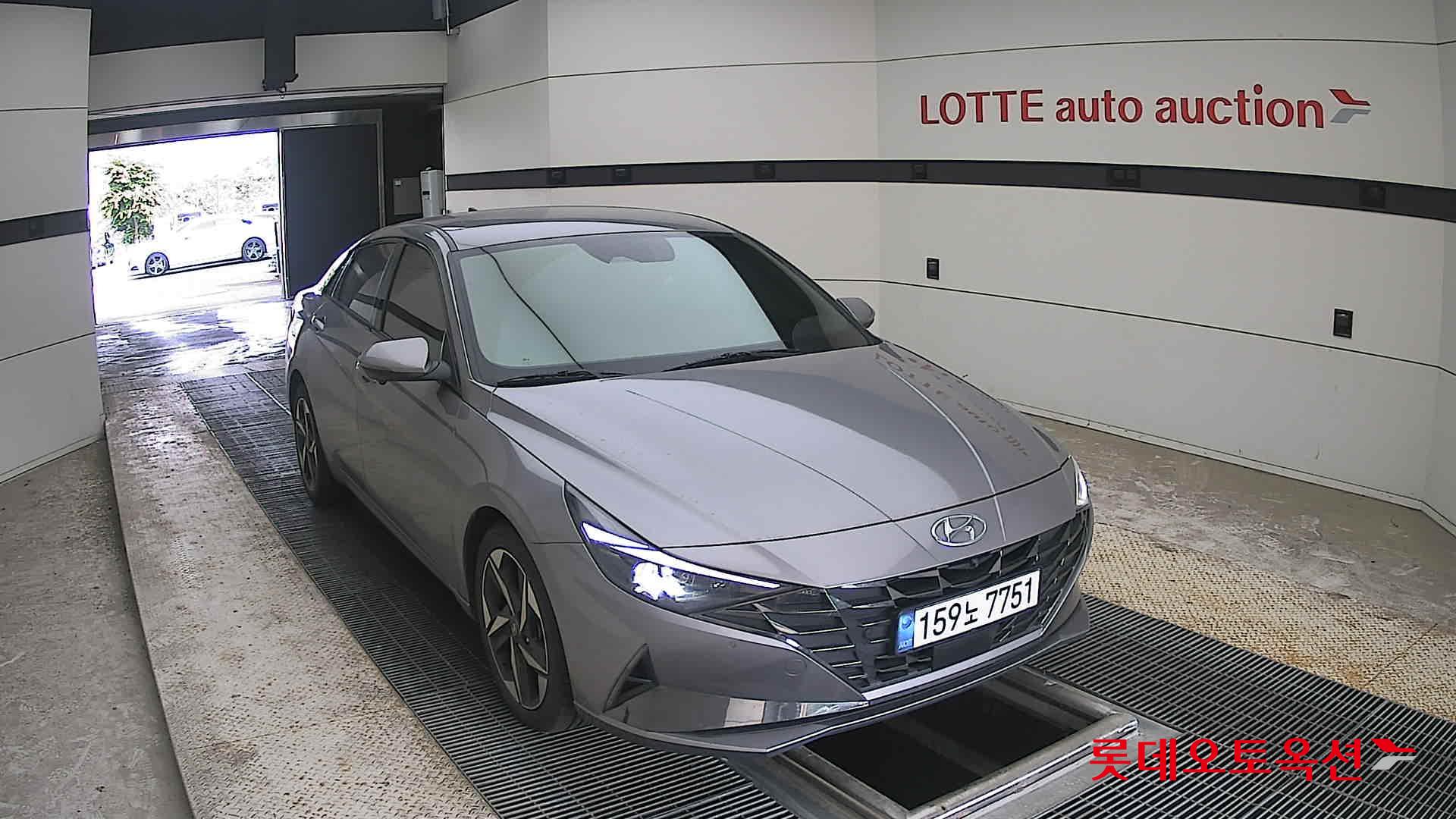 2021 - hyundai avante