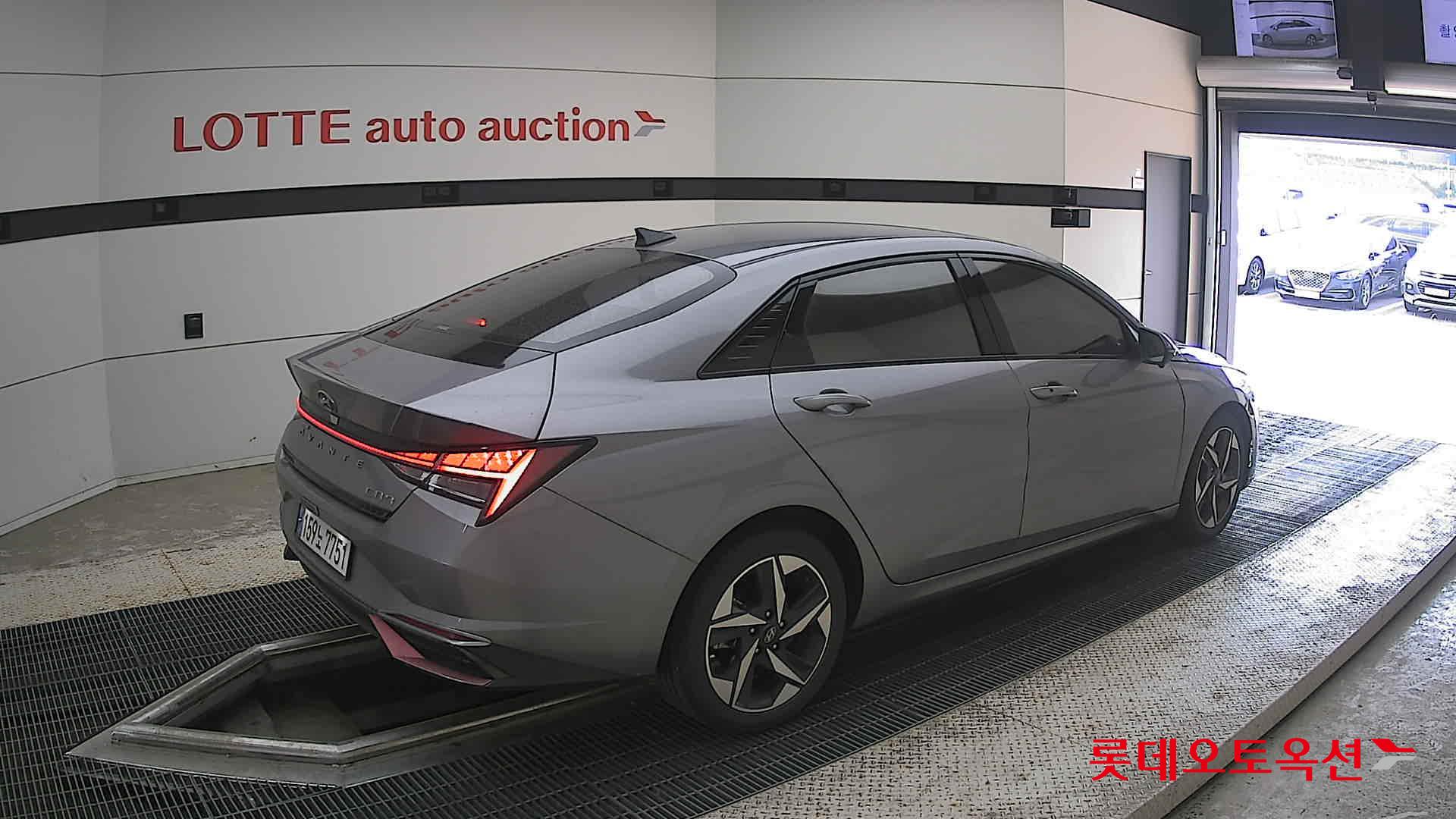 2021 - hyundai avante