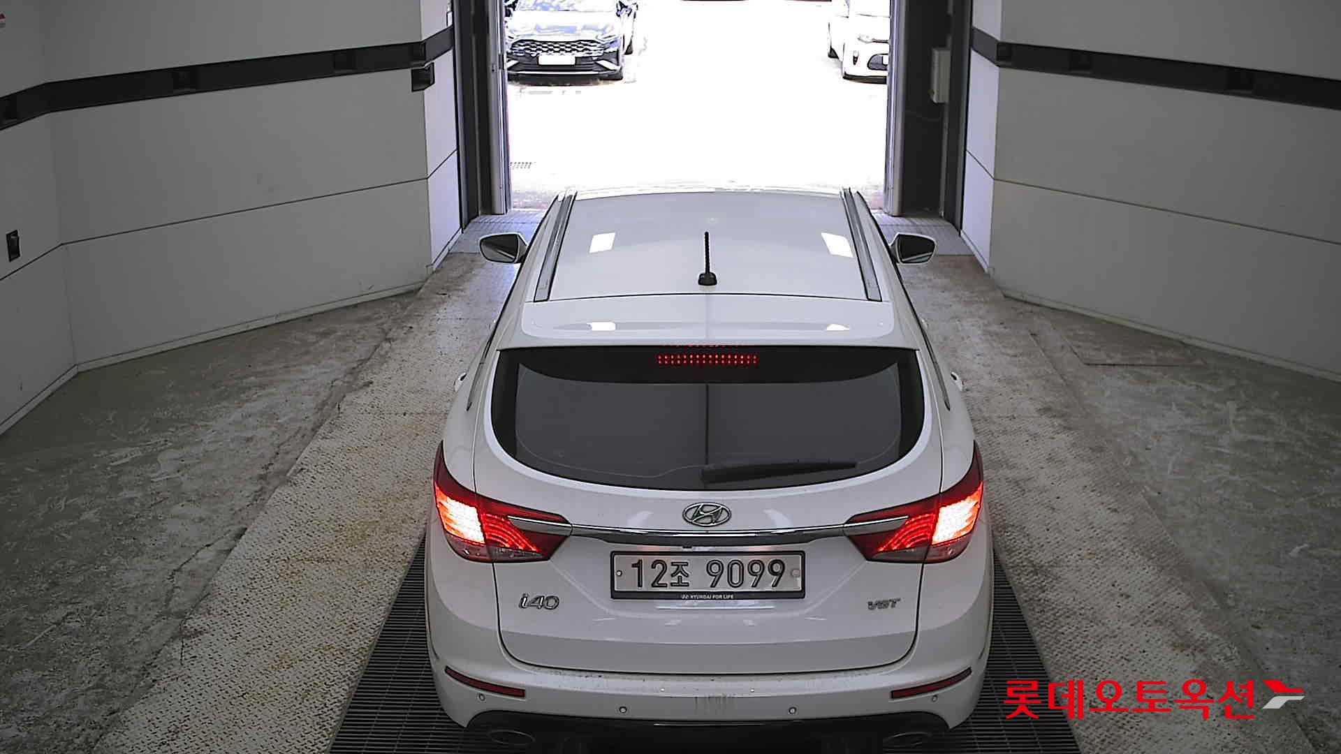 2012 - hyundai i40