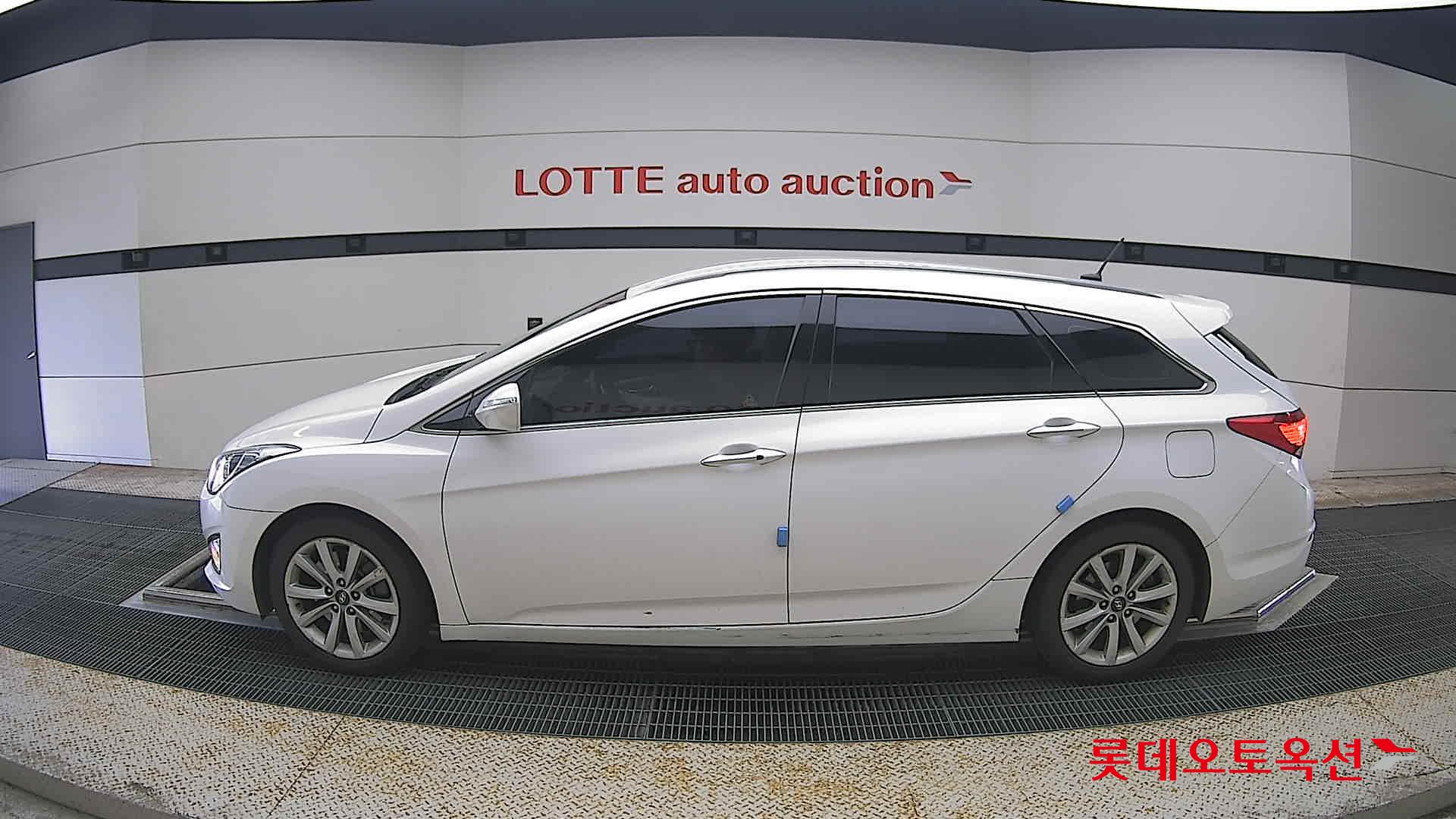 2012 - hyundai i40