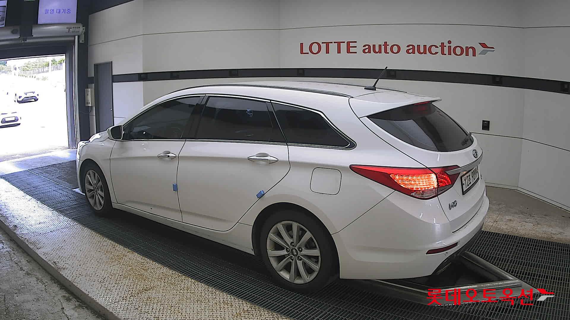 2012 - hyundai i40