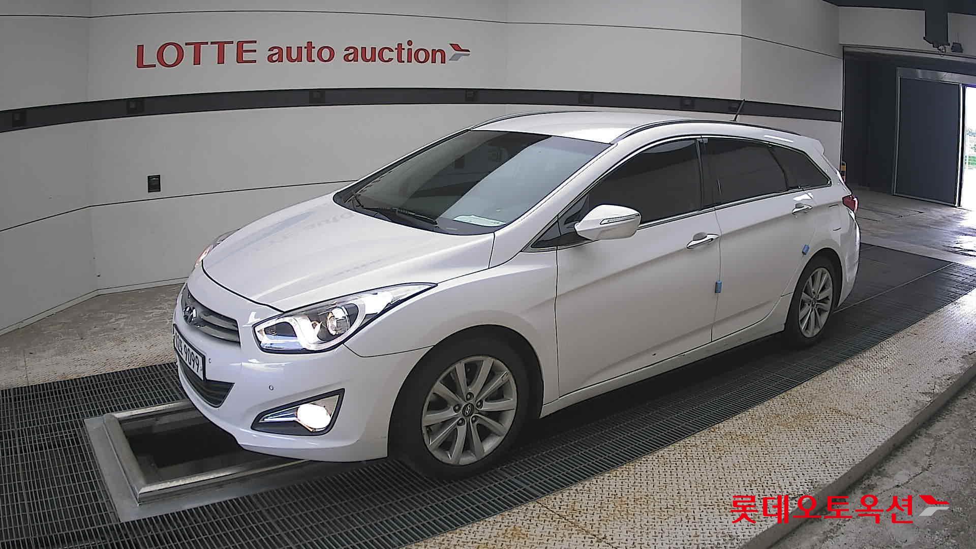 2012 - hyundai i40