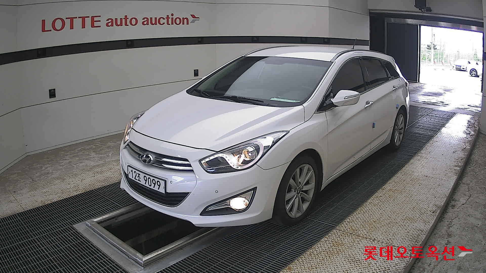2012 - hyundai i40