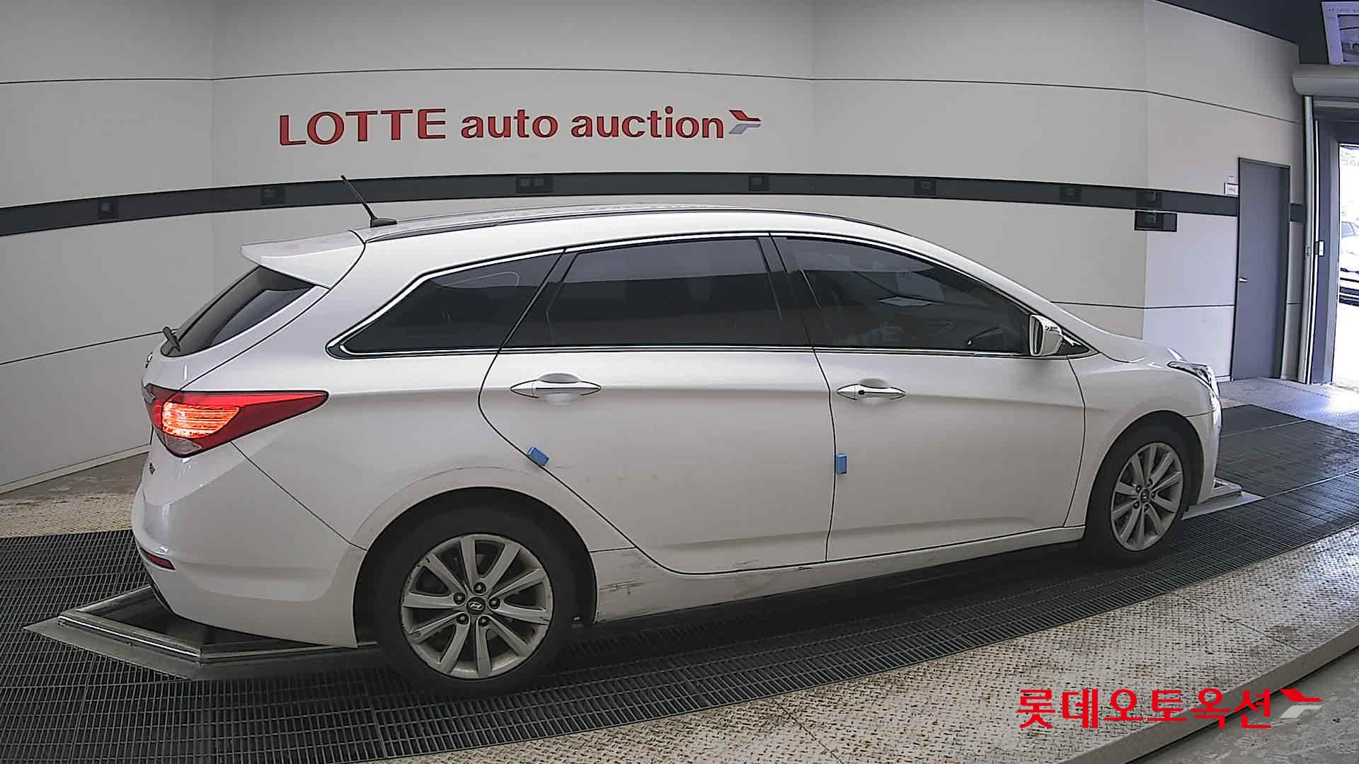 2012 - hyundai i40