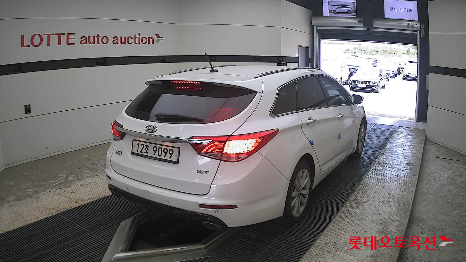 2012 - hyundai i40